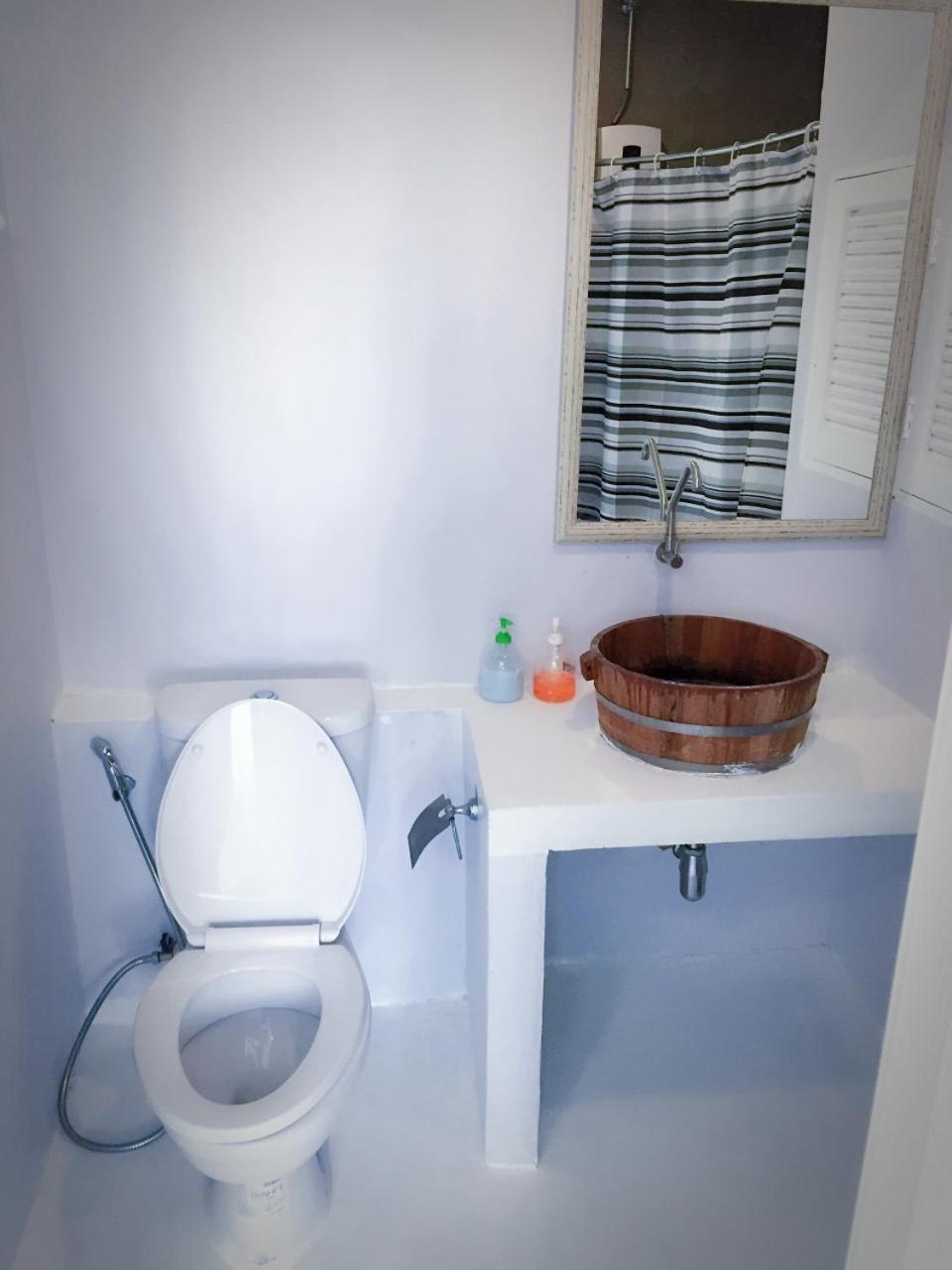 Apartment with Balcony - Photo 8