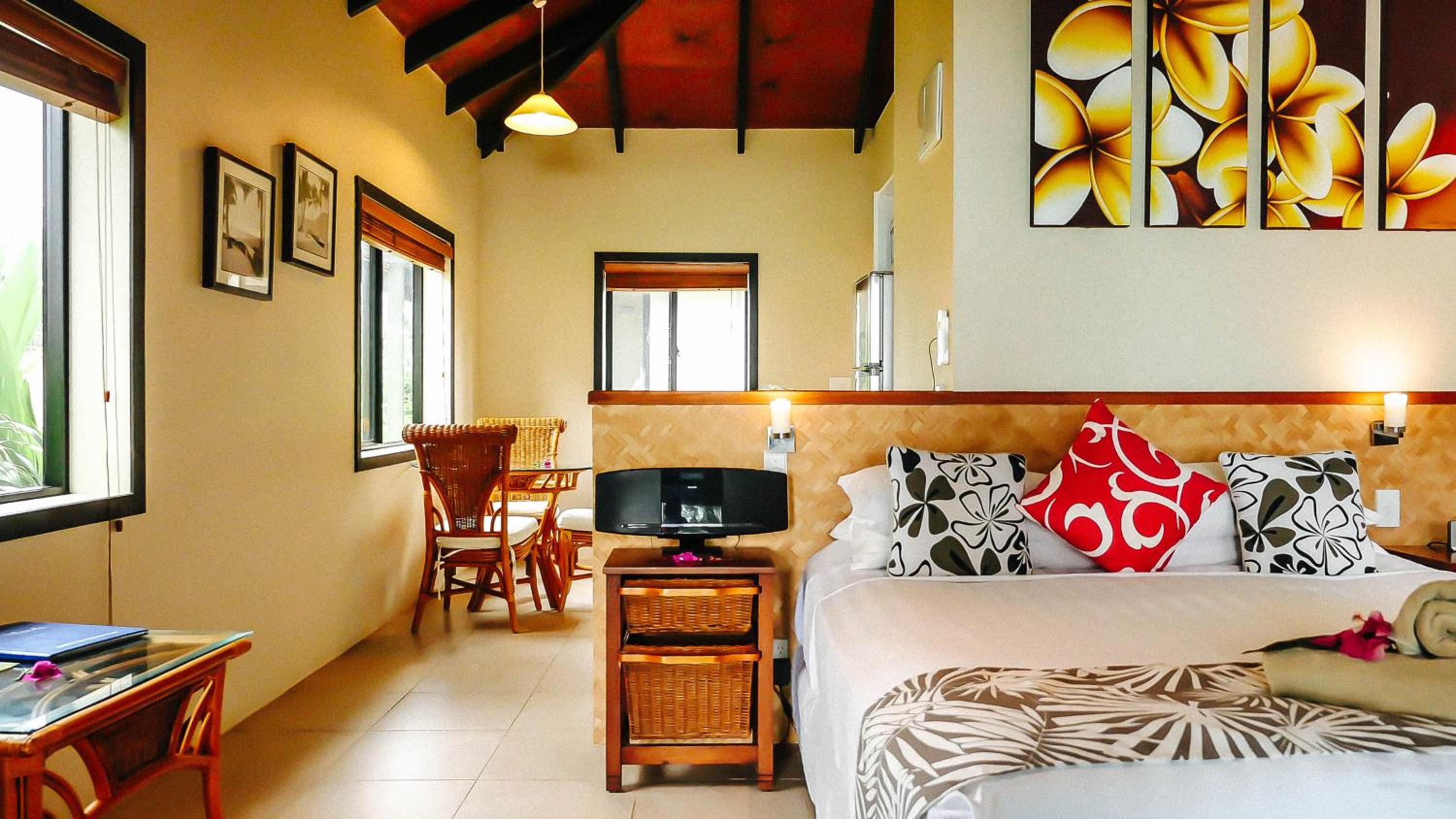 Deluxe Villa - Beach Front photo 1
