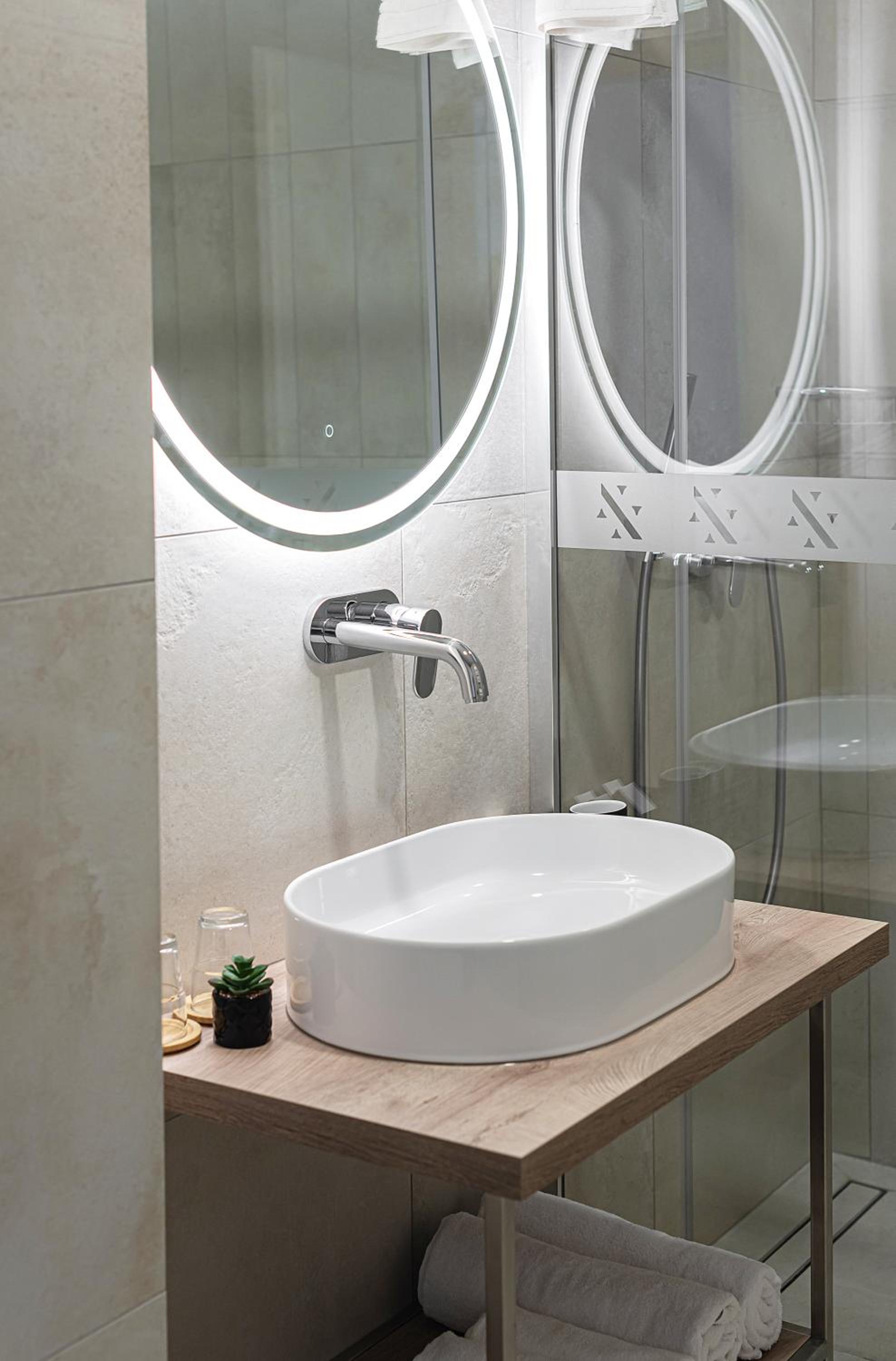 Superior Double or Twin Room with Spa Access