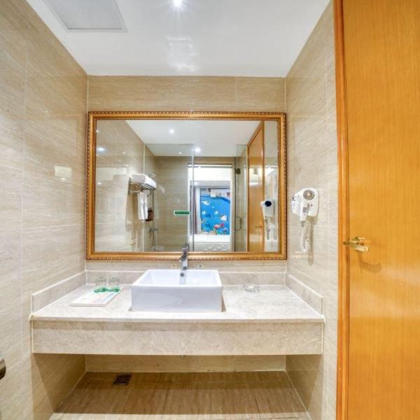 Small Single Room