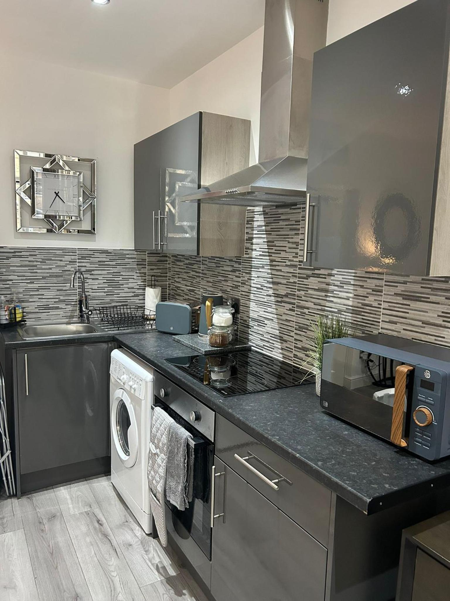 Studio Apartment photo 2