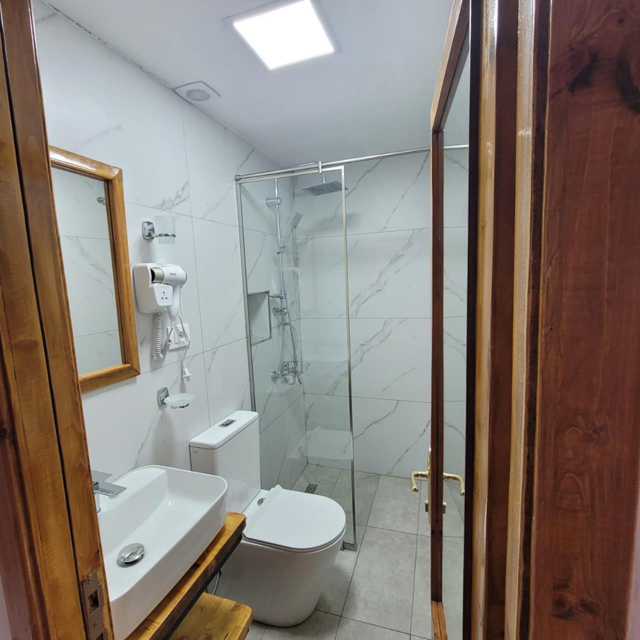 Deluxe Triple Room photo 2