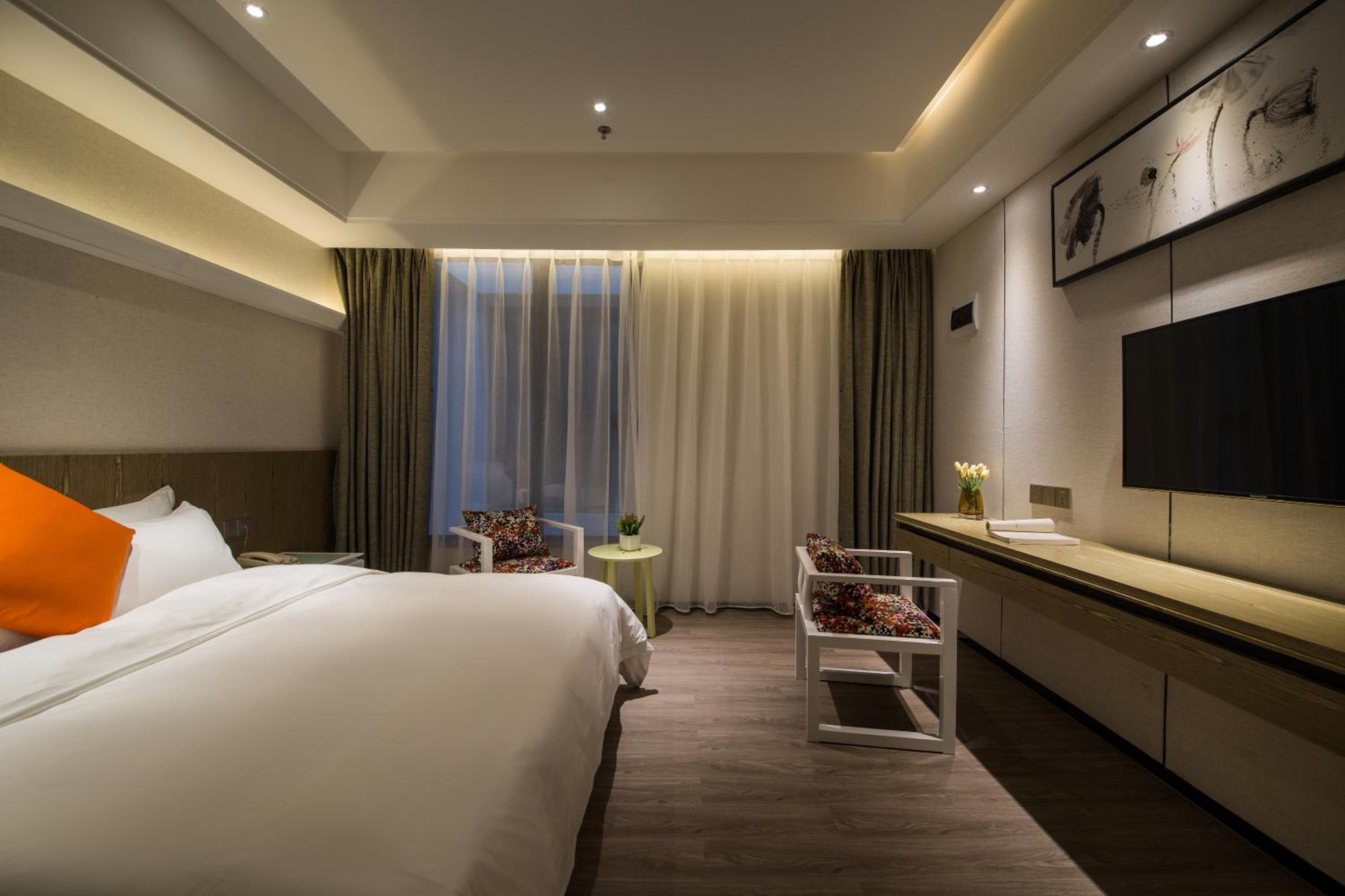 Deluxe Double Room with Bath