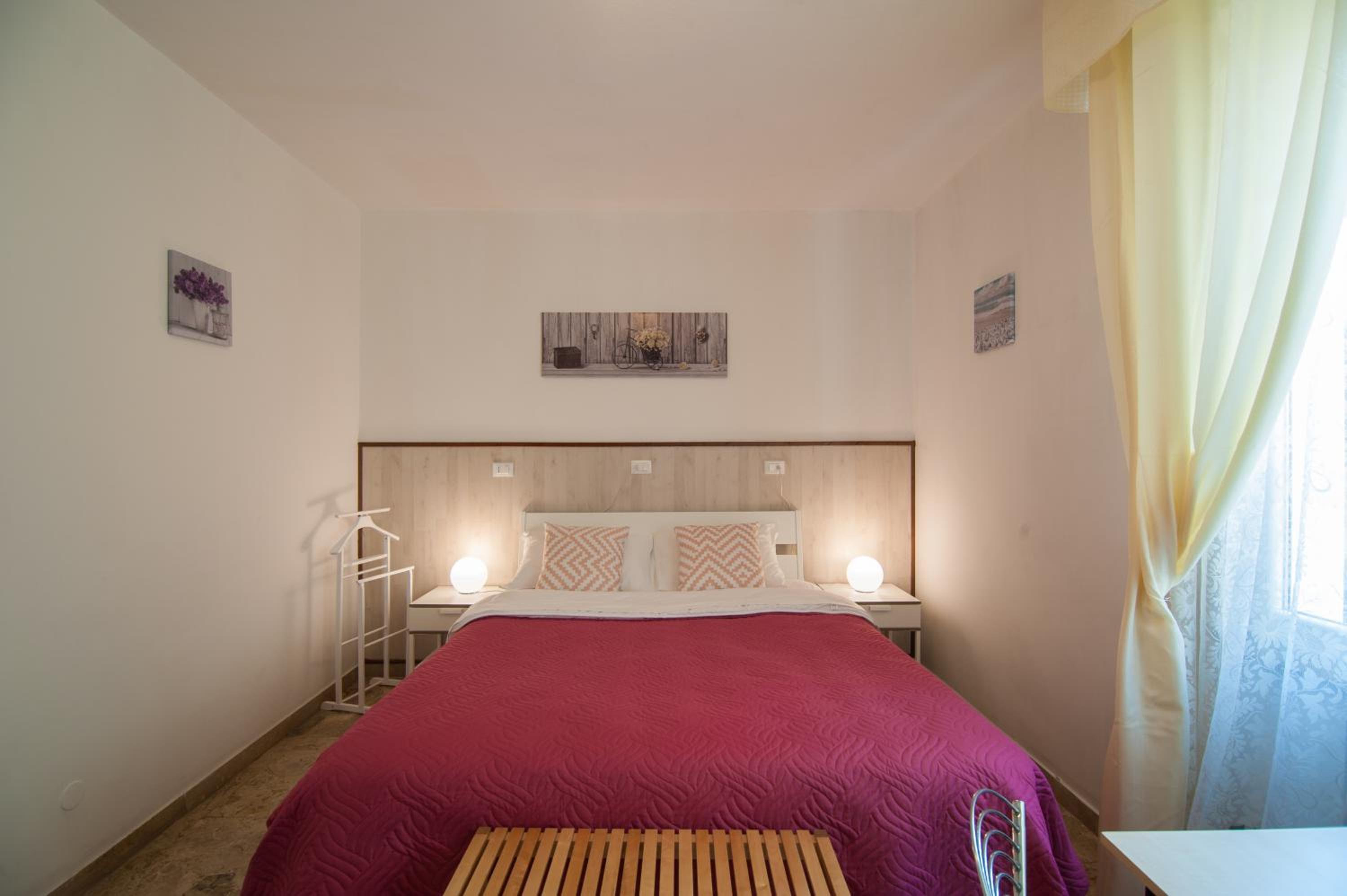 Double or Twin Room with Private Bathroom photo 1