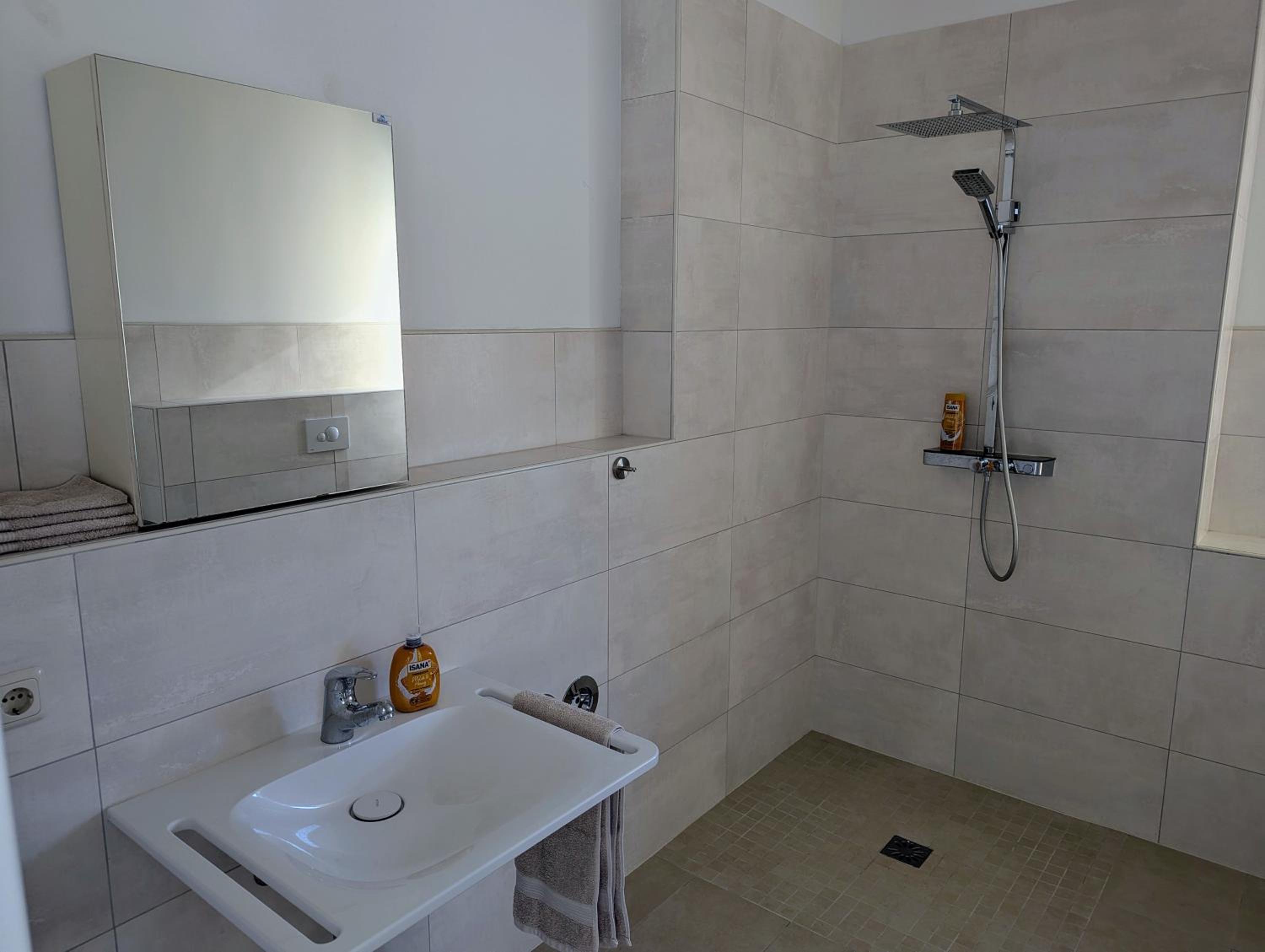 Family Room - Disability Access photo 1