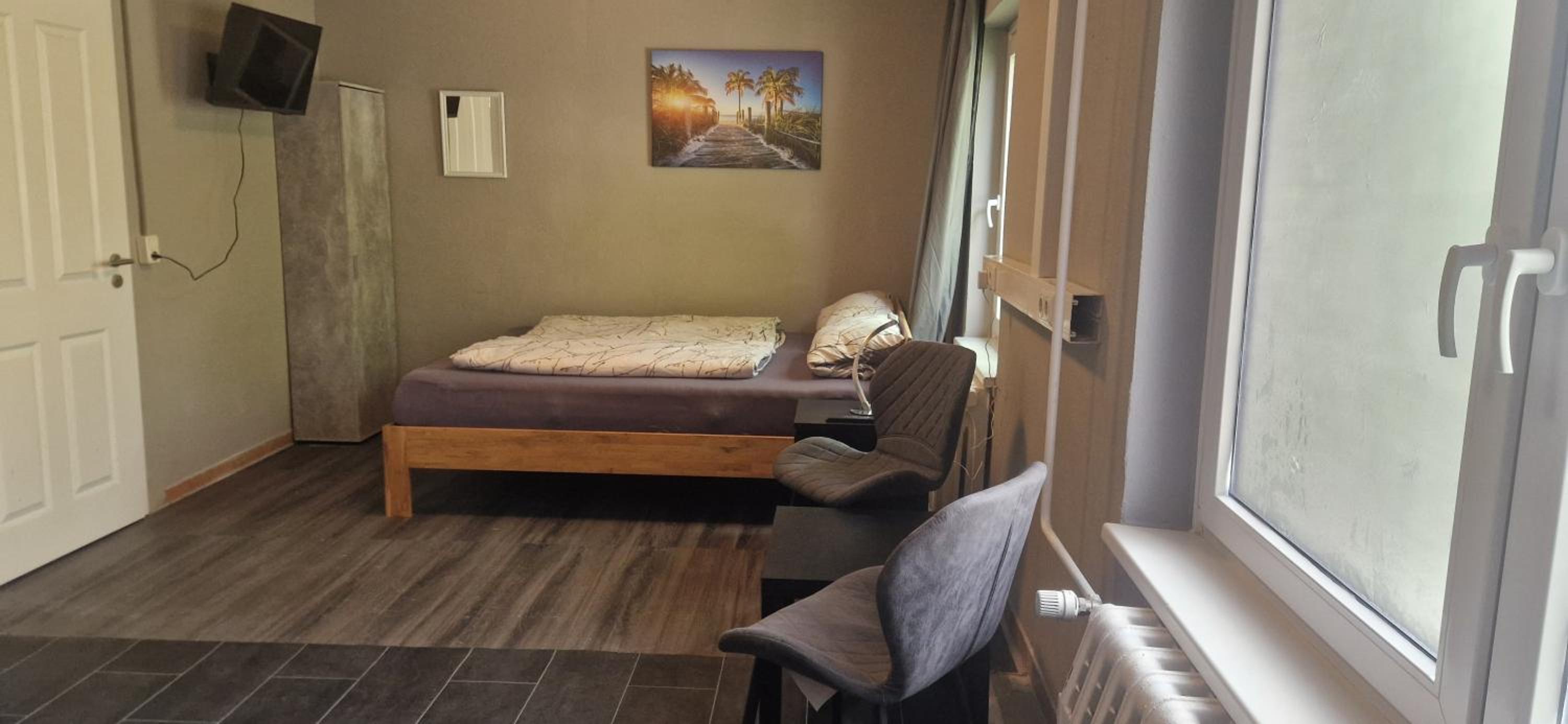 Deluxe Double Room with Shower photo 3