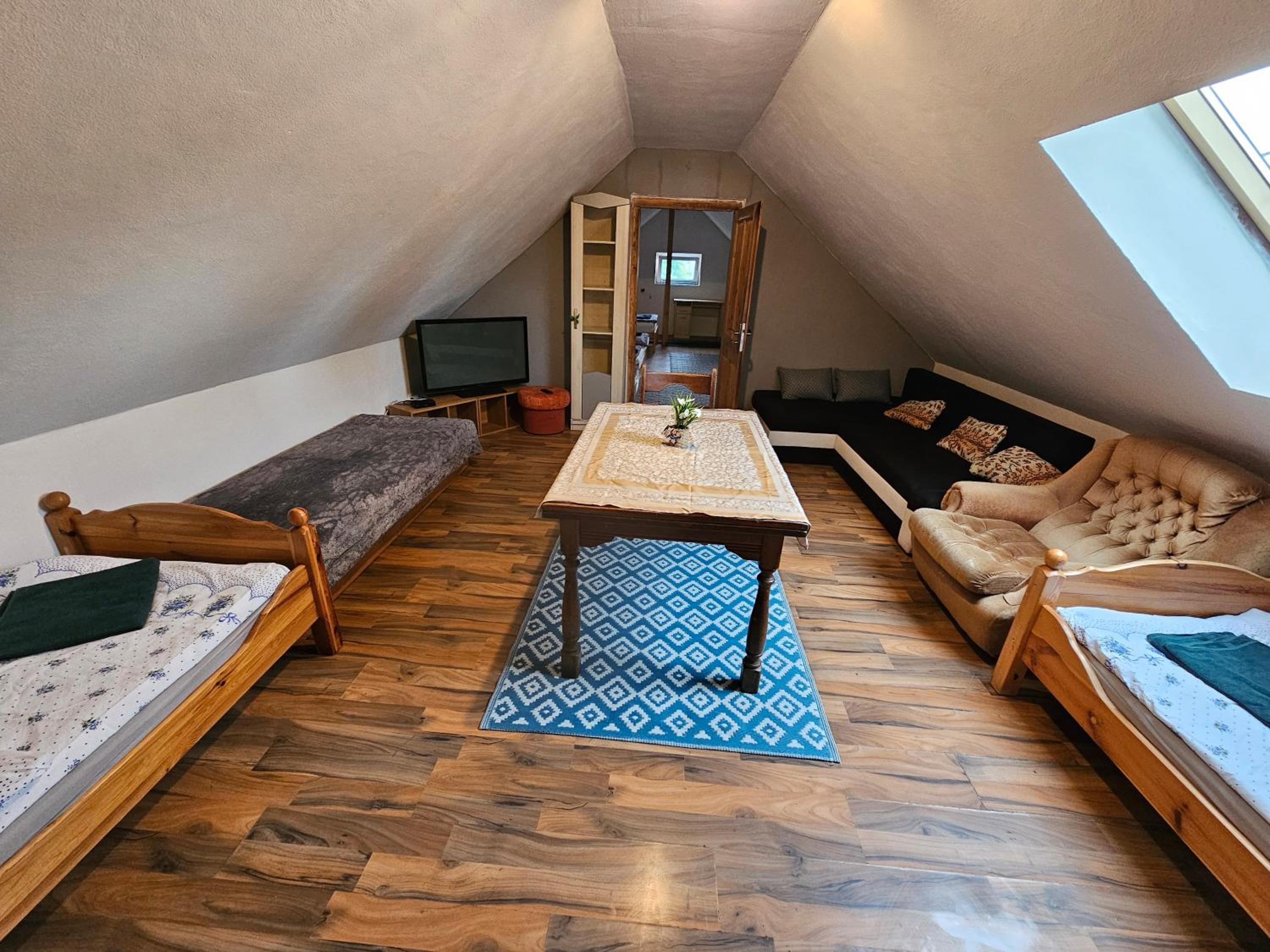 Single Bed in Dormitory Room photo 2