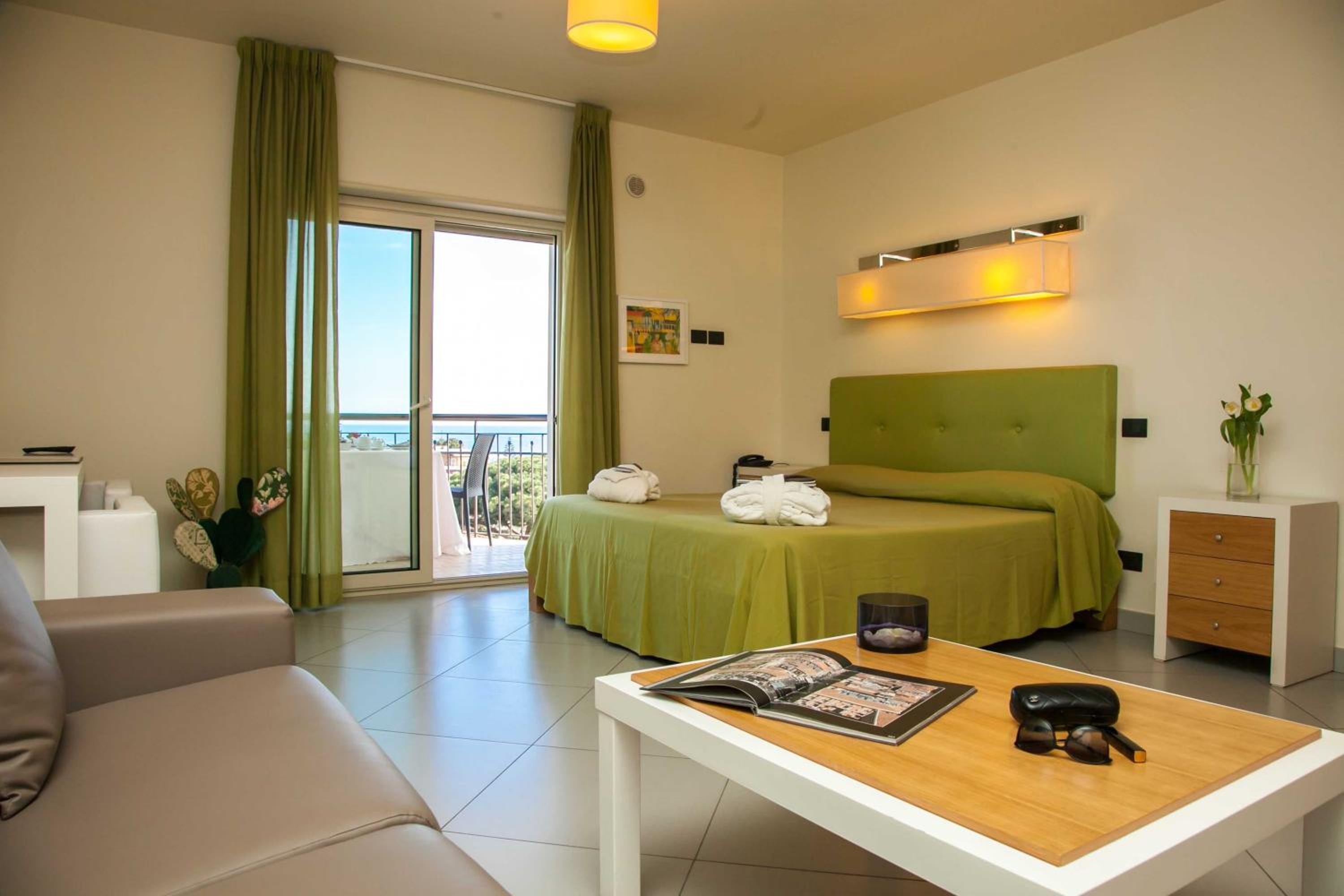 Executive Double Room With Sea View photo 3