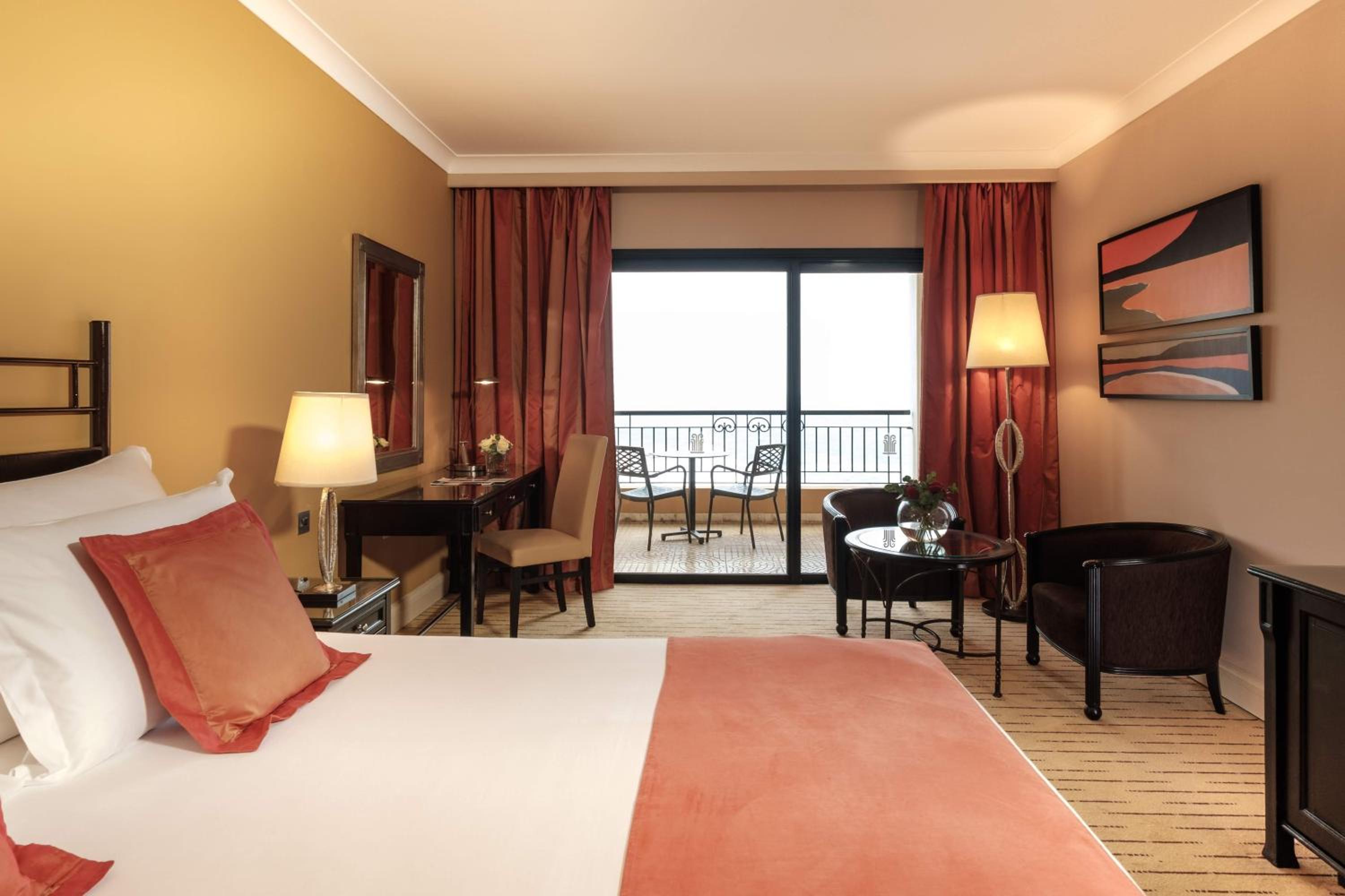 Superior Queen Room