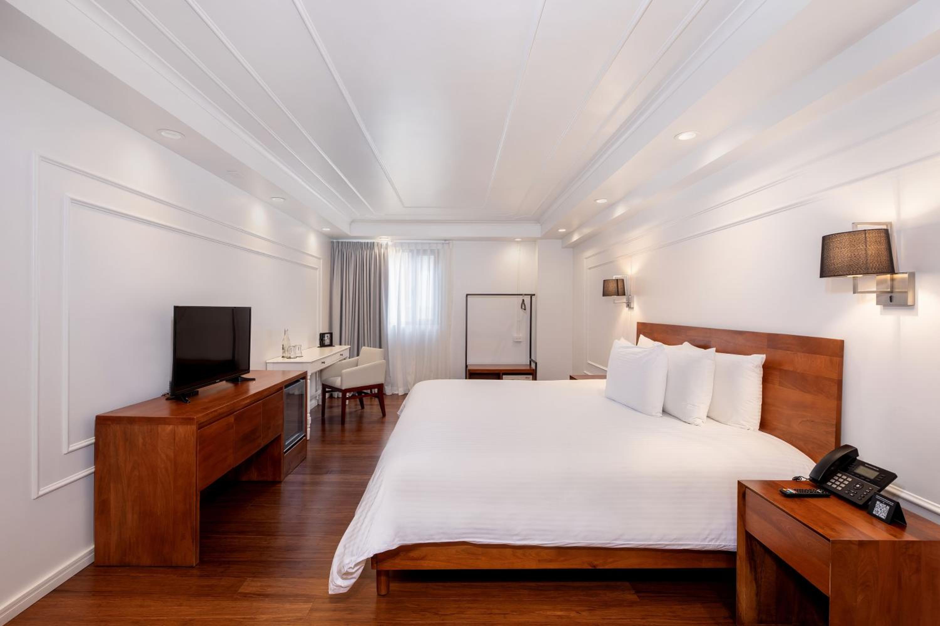 Premium Room, King Bed