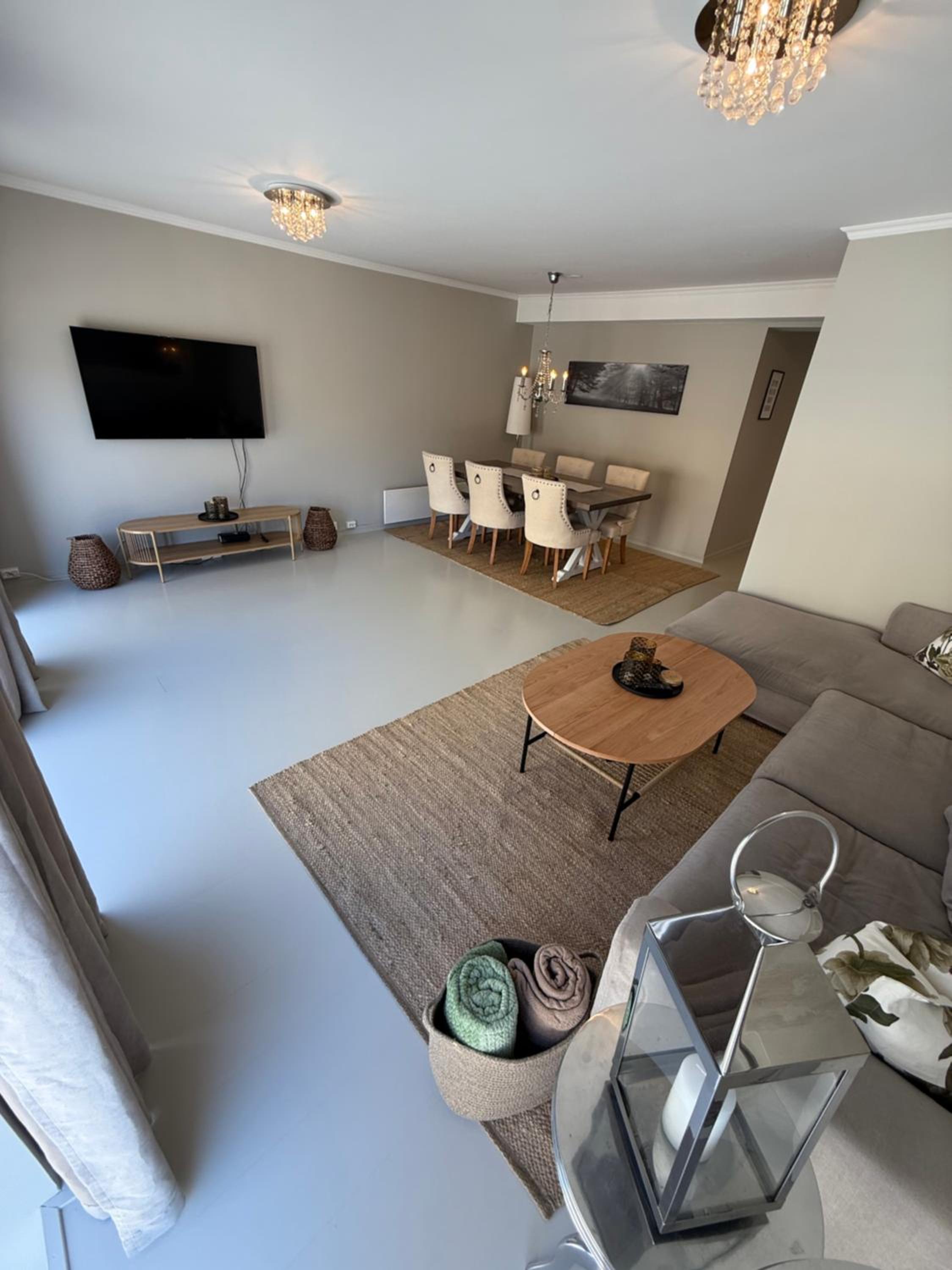 One-Bedroom Apartment photo 2