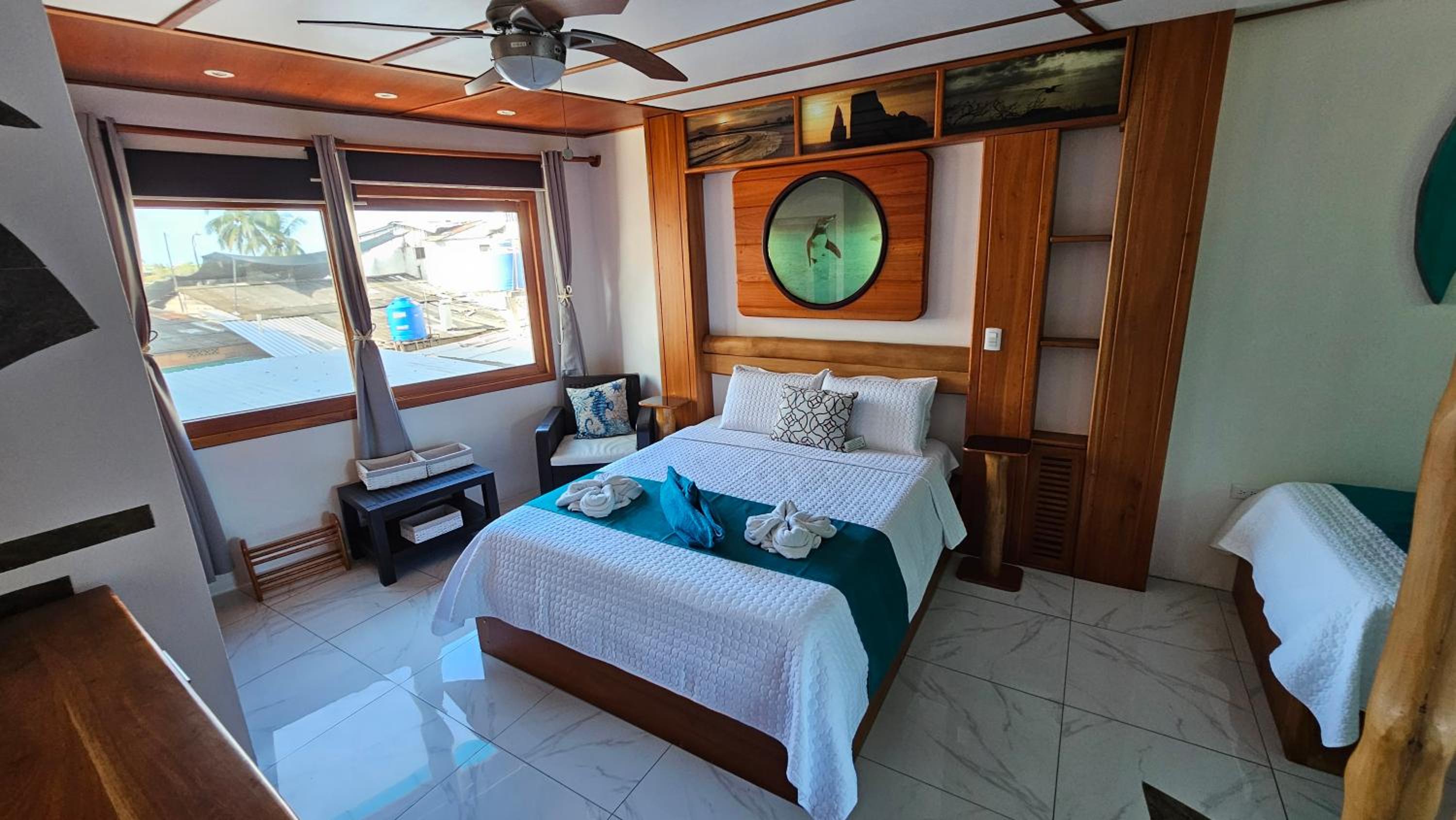 Large Double or Twin Room photo 3