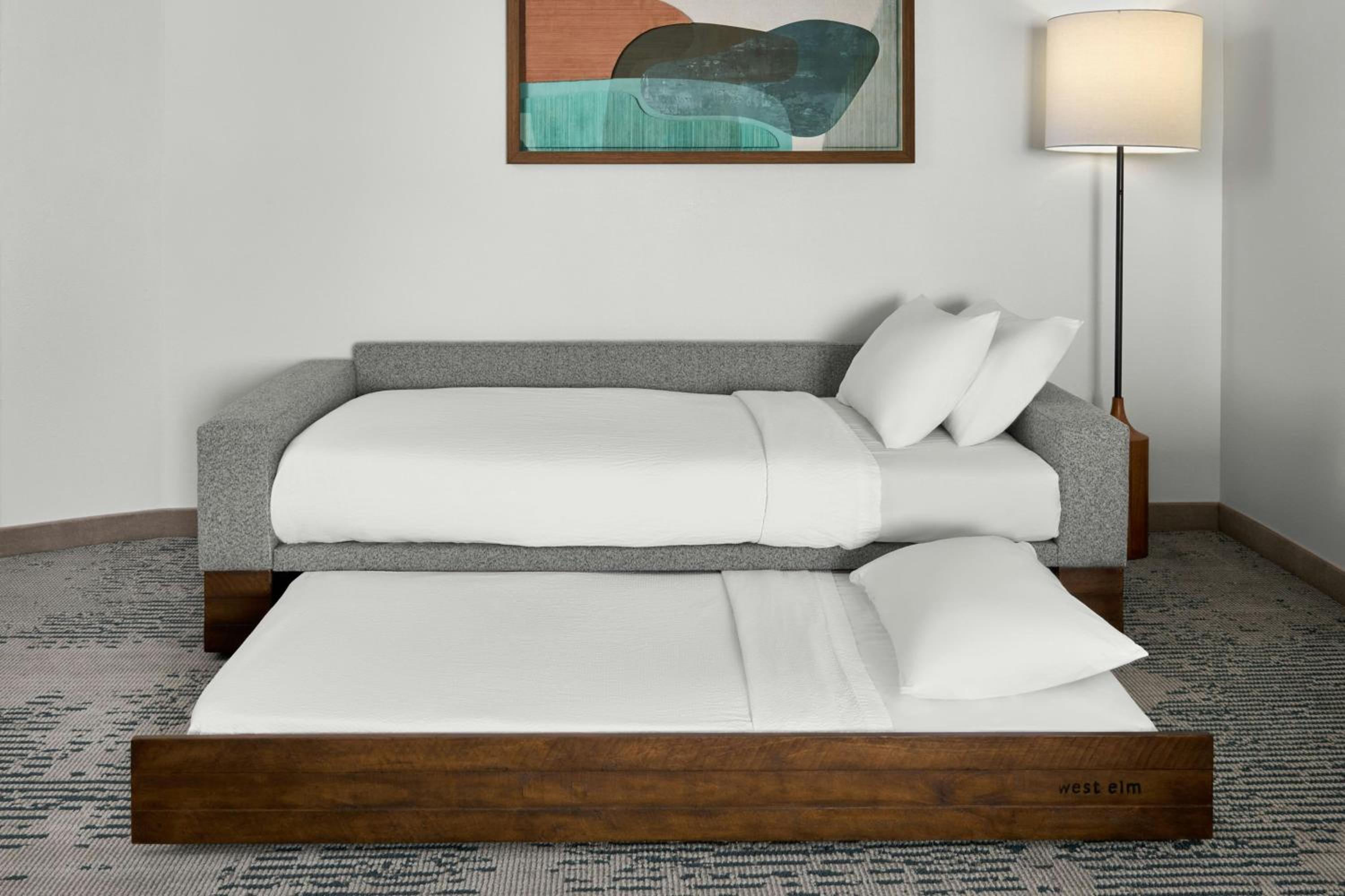 Double Room with Two Double Beds - Hearing Accessible  photo 3