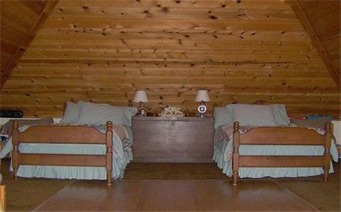 Family Room photo 3