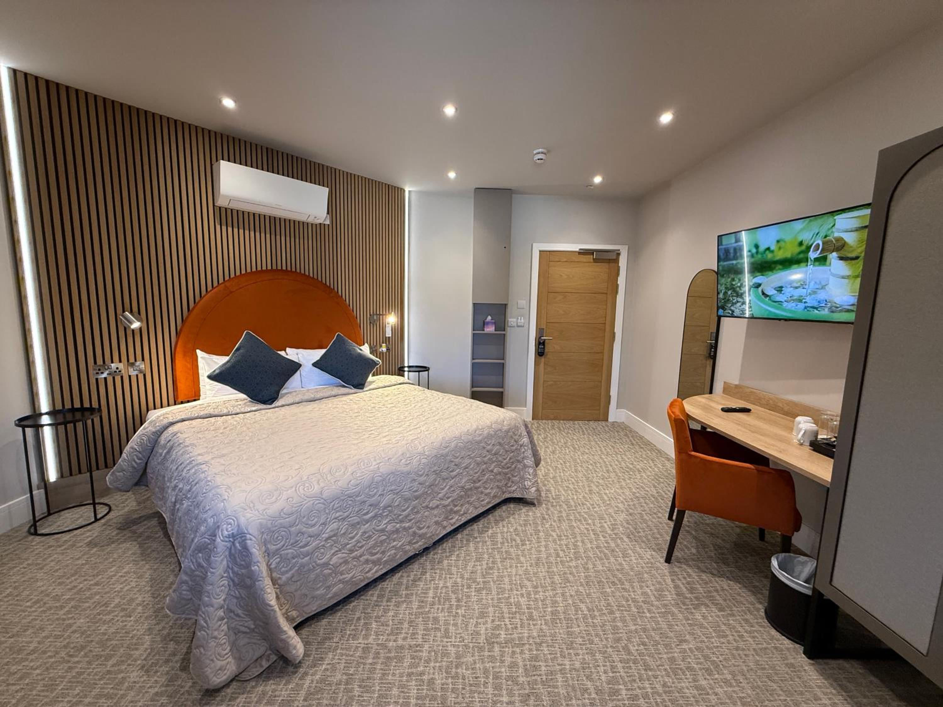 Superior King Room photo 3