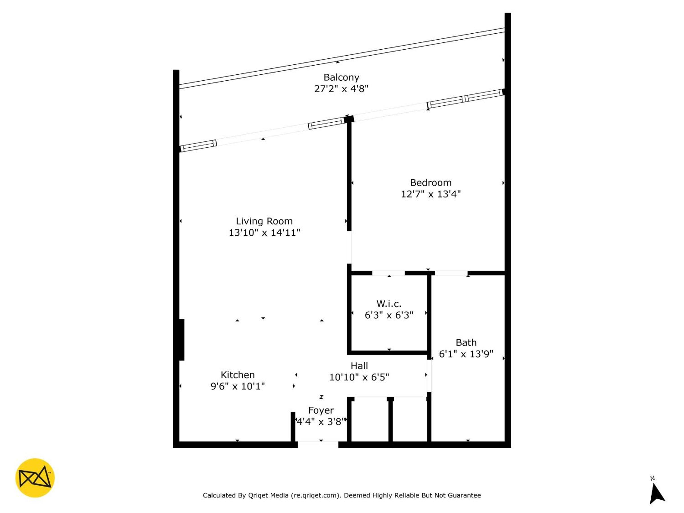 One-Bedroom Apartment with Balcony and Water View photo 1