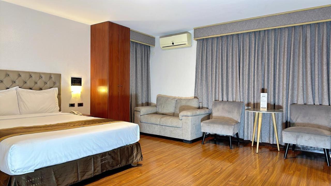Deluxe Double Room photo 3