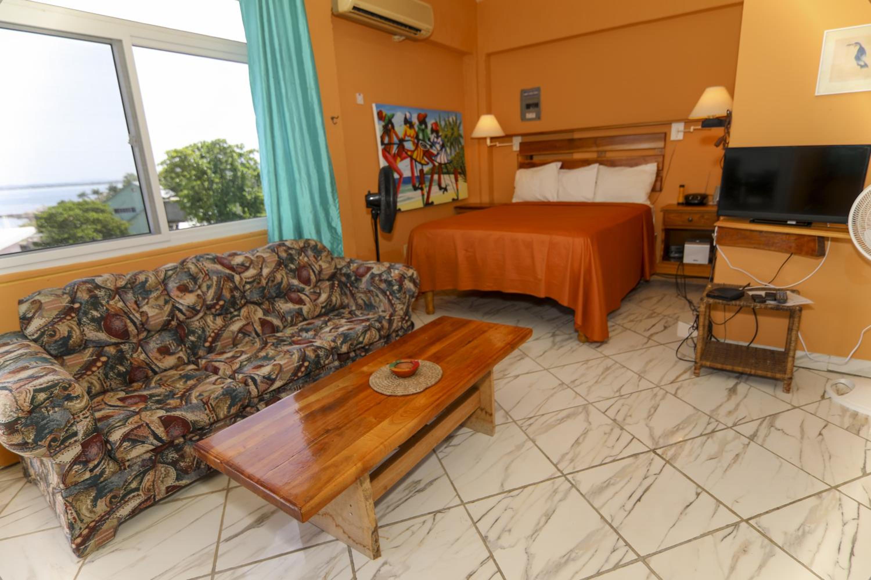 Suite with Balcony photo 1