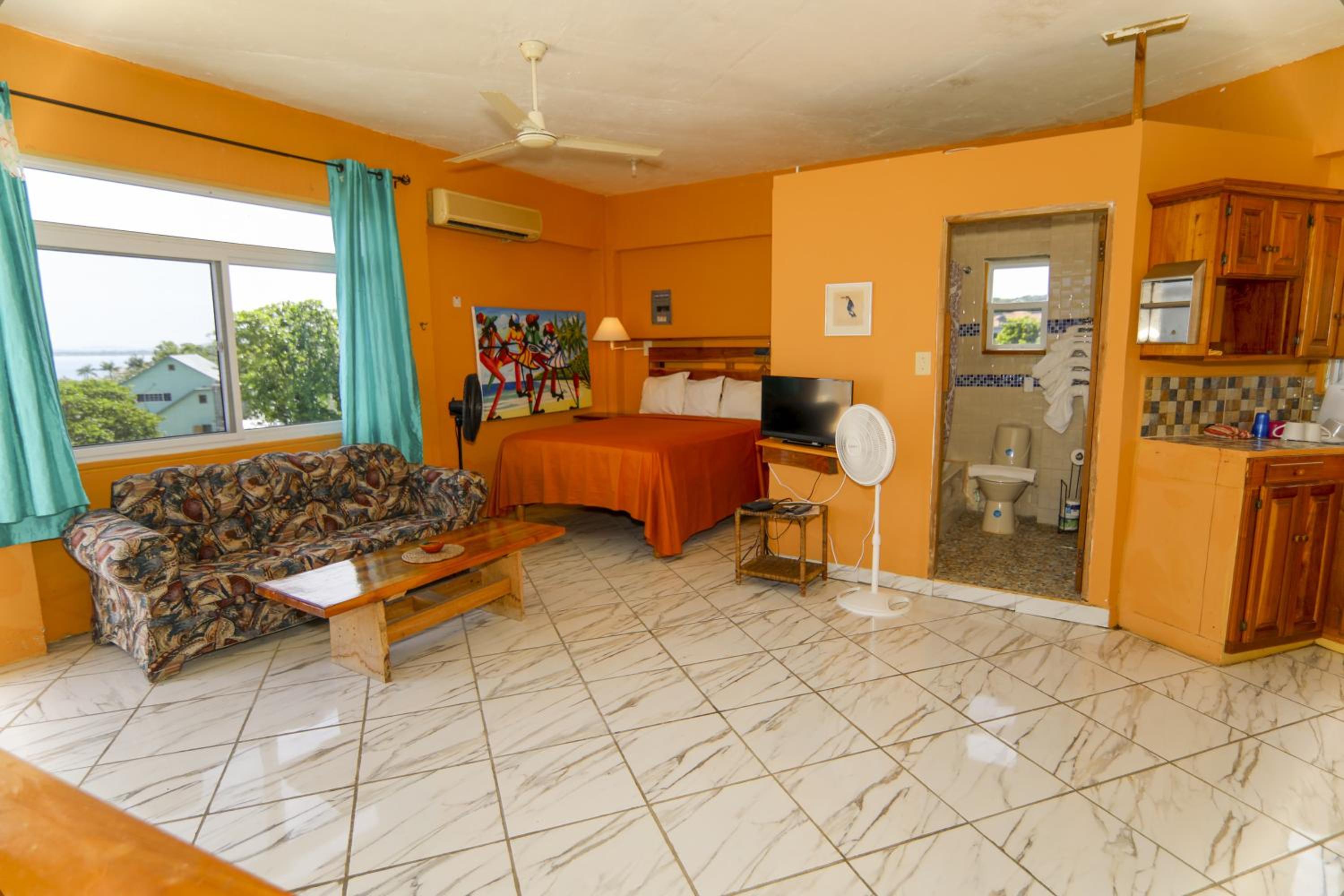 Suite with Balcony photo 3
