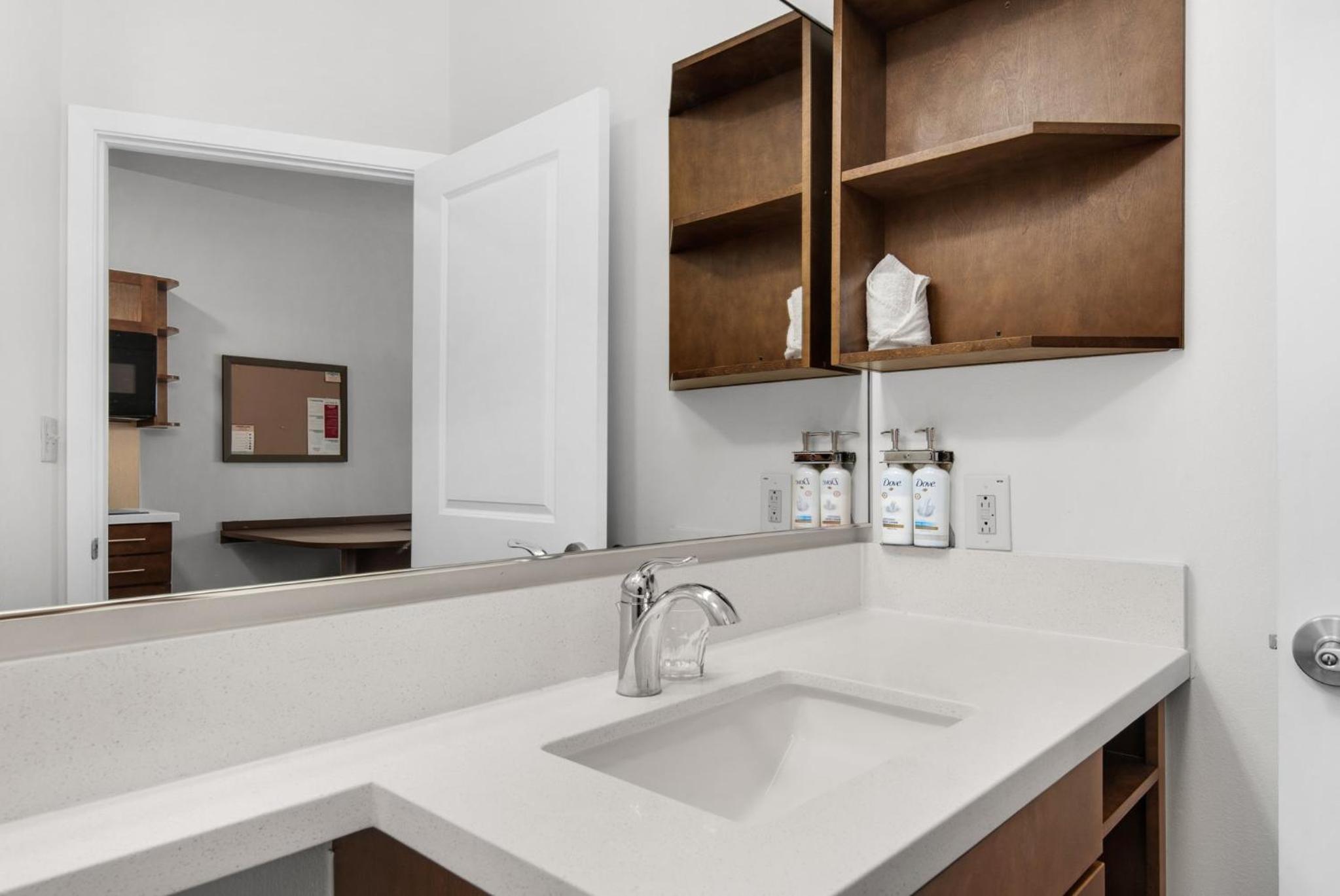 Candlewood Suites Pensacola - University Area by IHG, Kuva 4