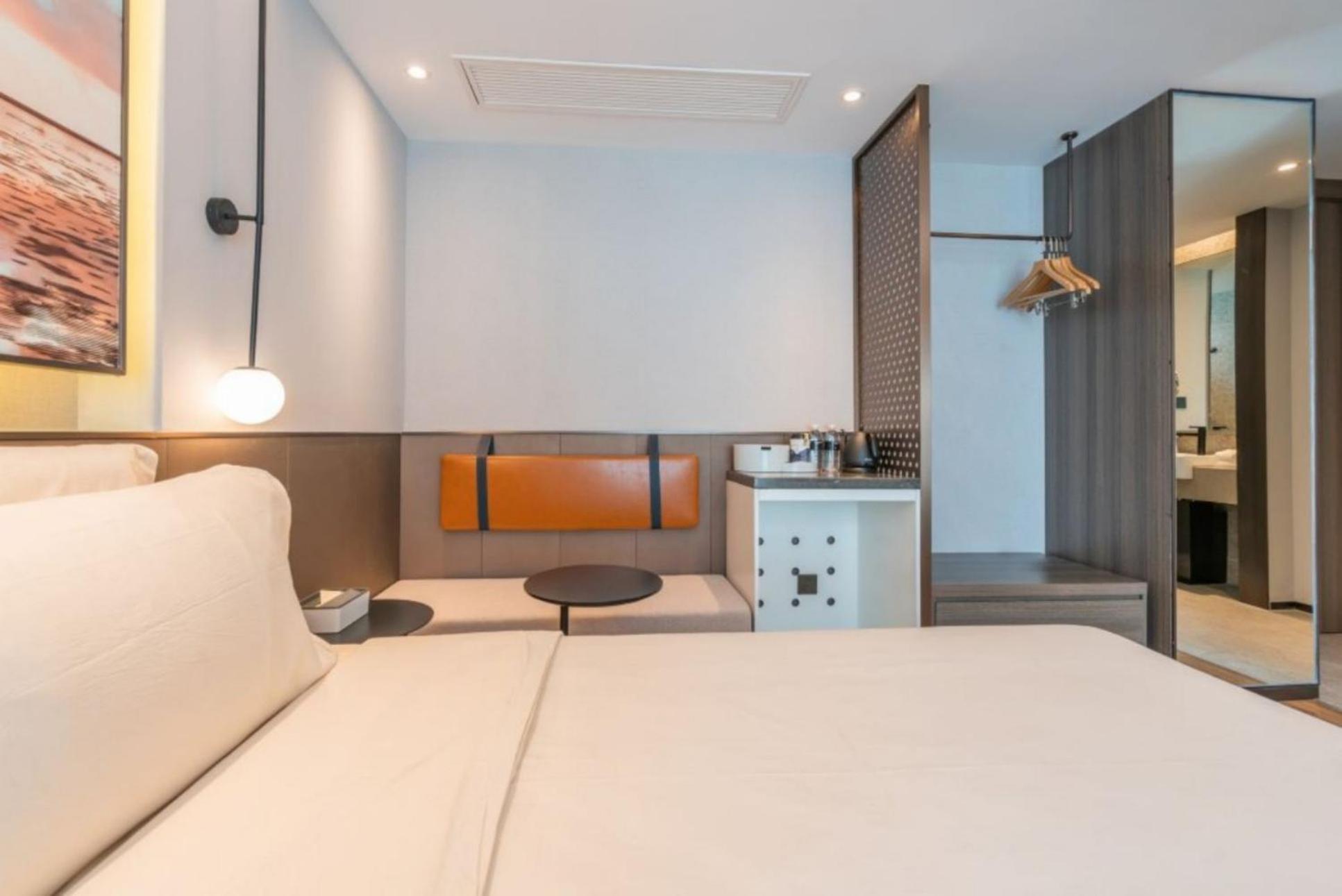 Super Double Room