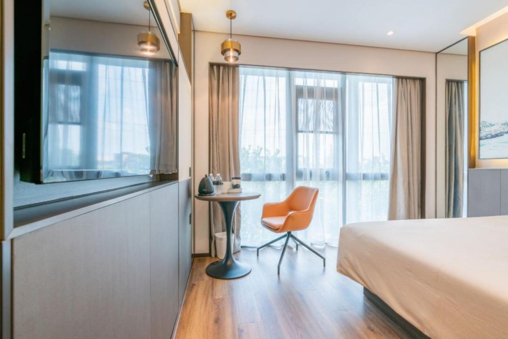 Light Double Room
