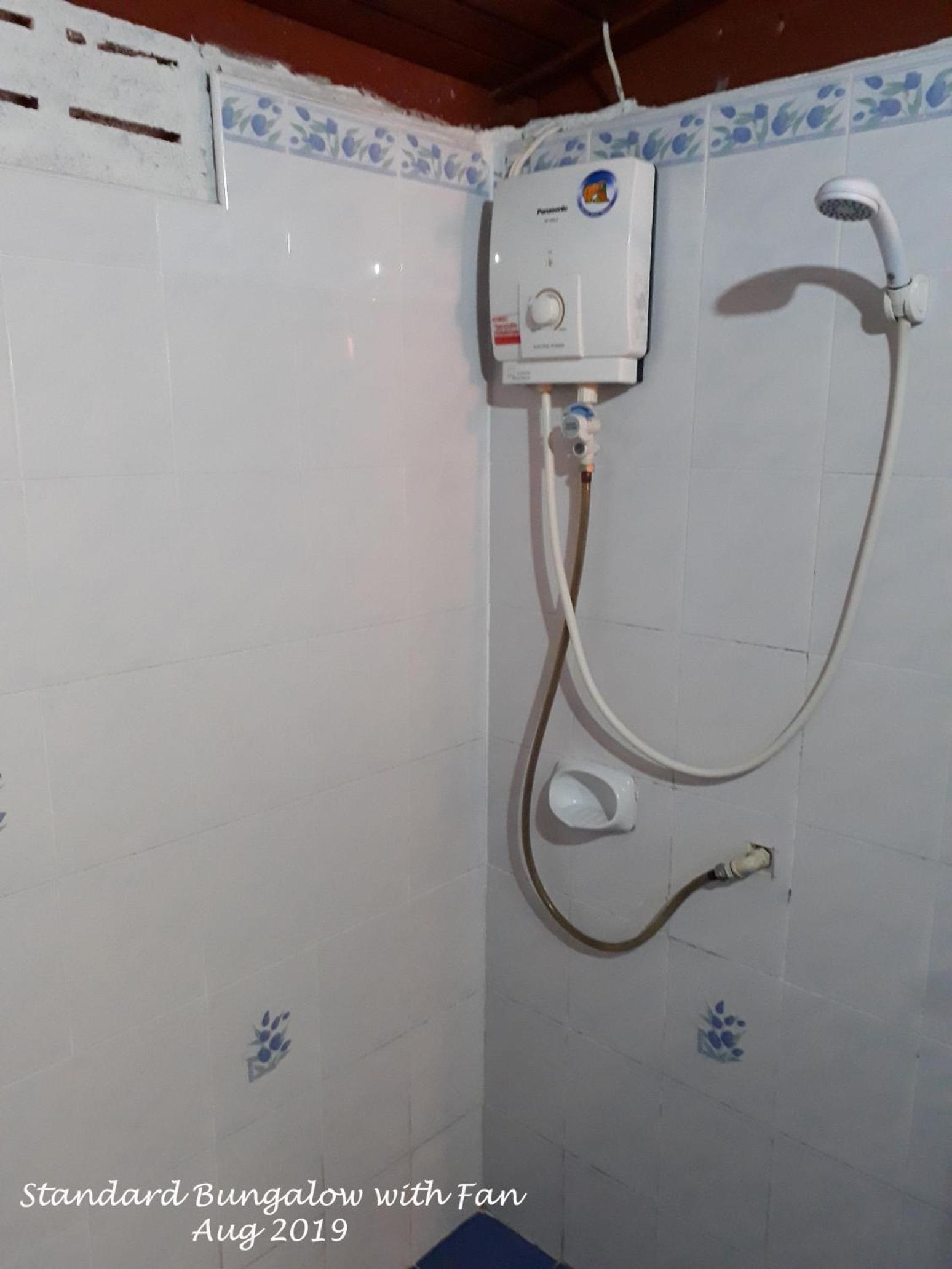 Standard Bungalow with Fan photo 3