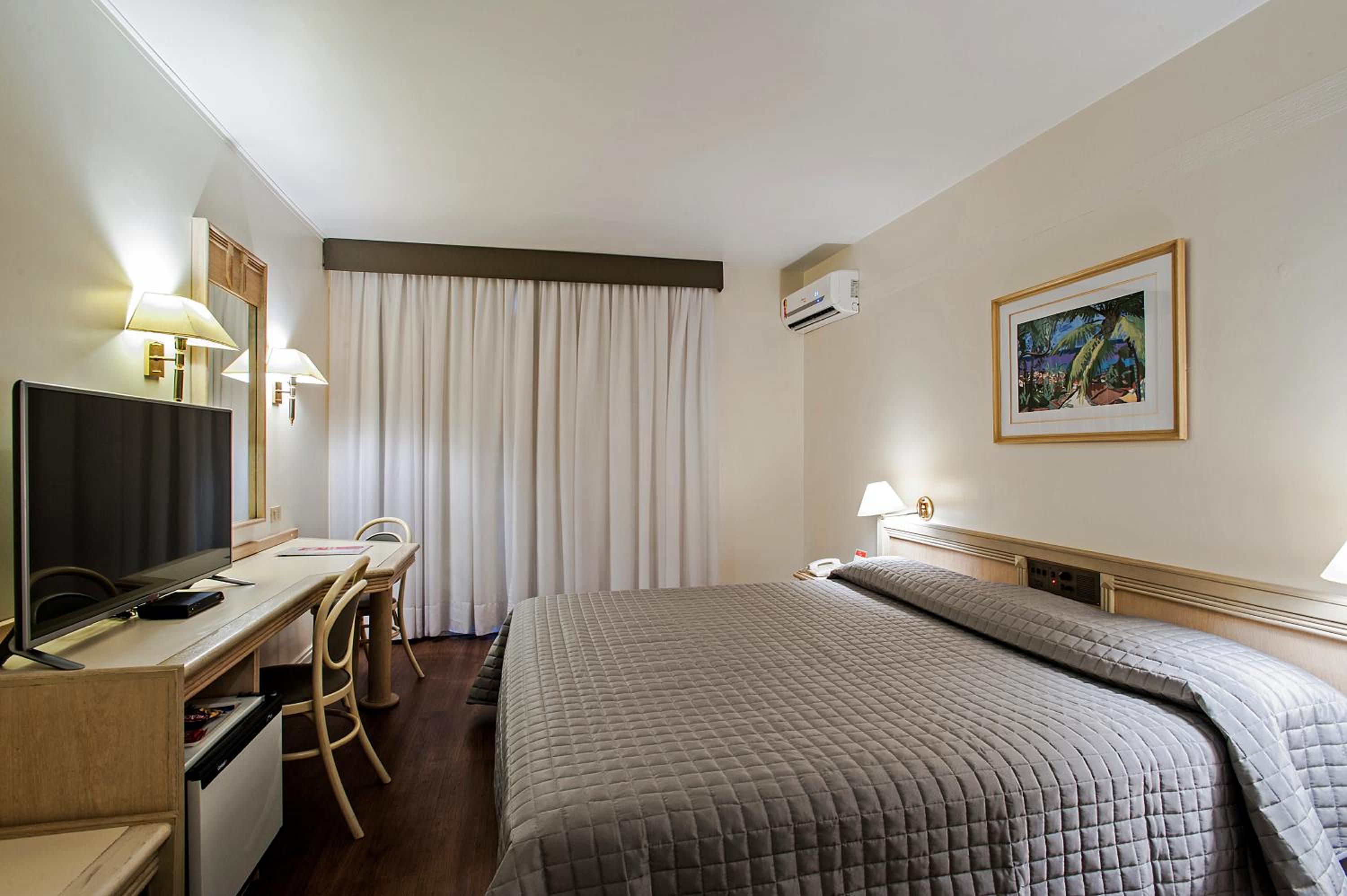 Deluxe Family Suite
