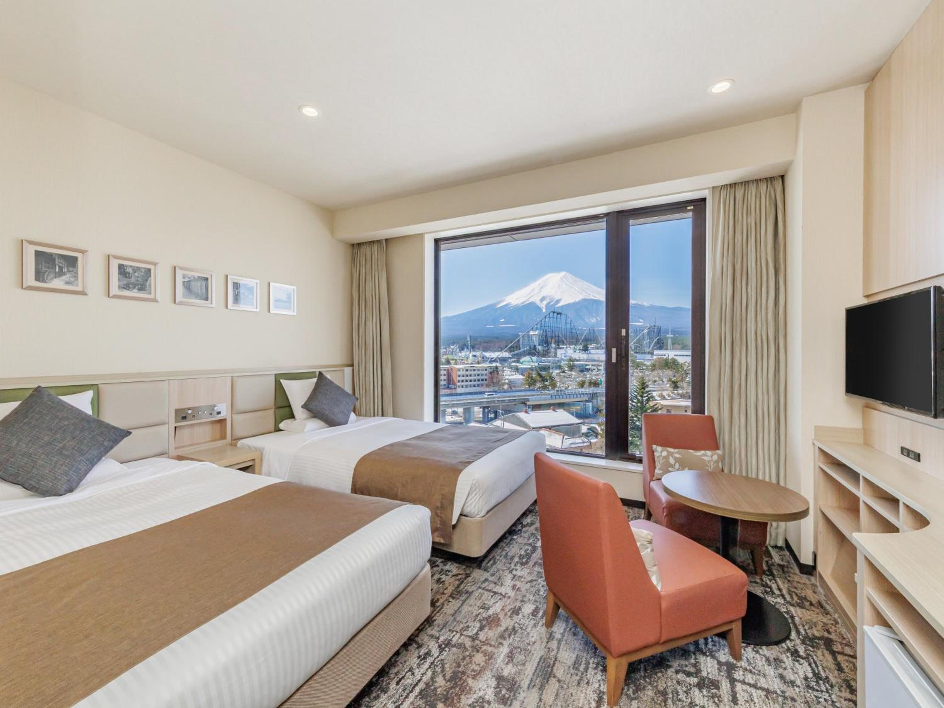 Standard Twin Room with Mt. Fuji View - Upper Floor（5F-7F)