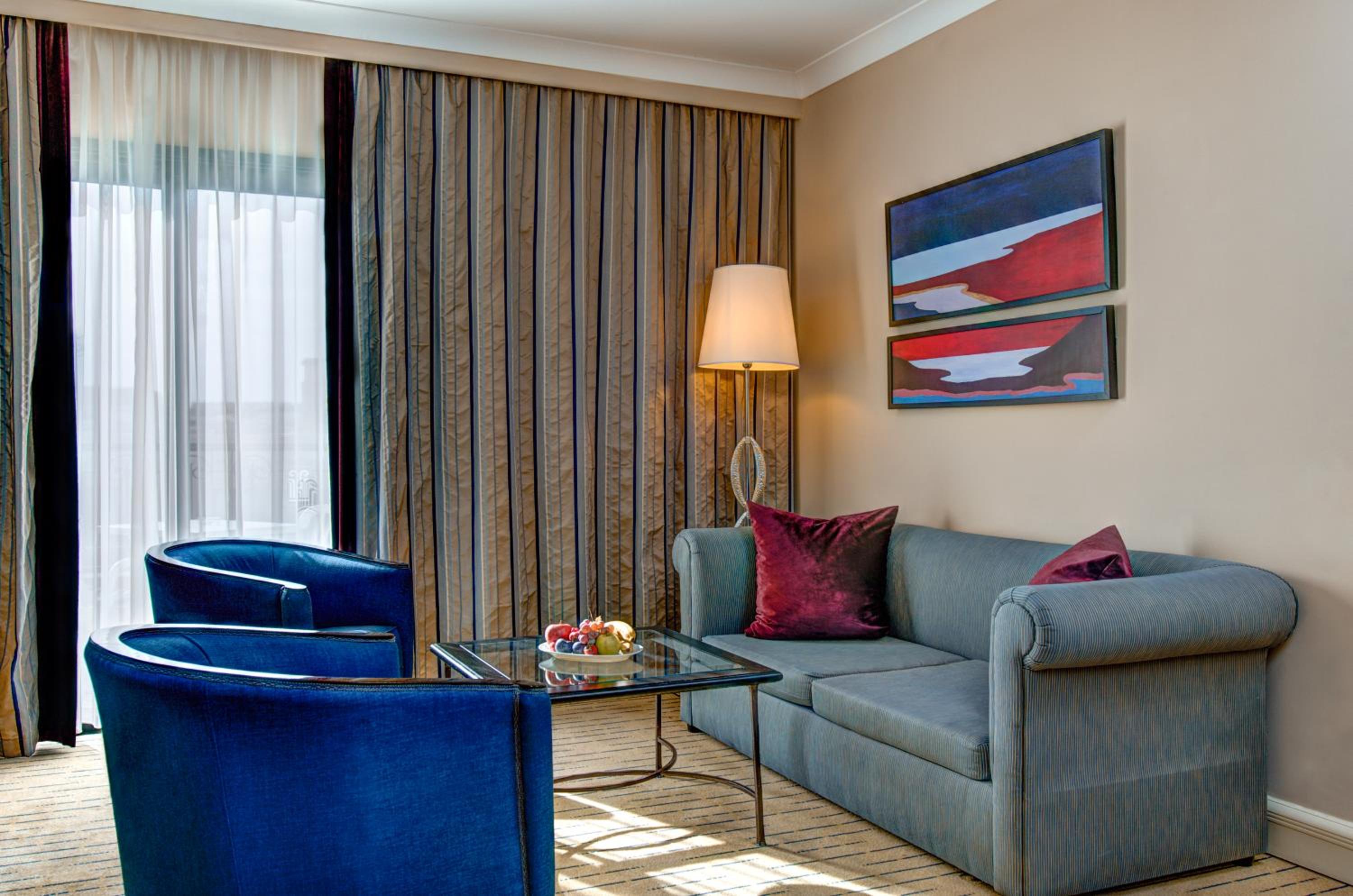 Deluxe Suite