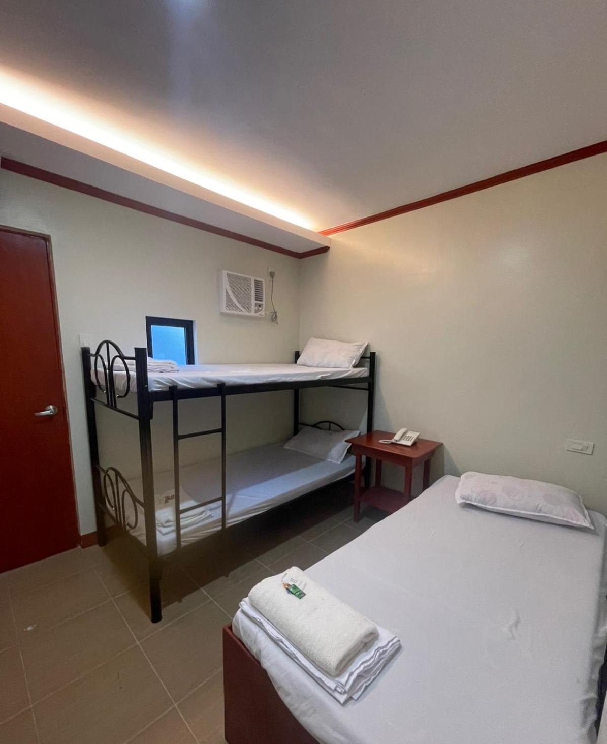 Triple Room photo 3