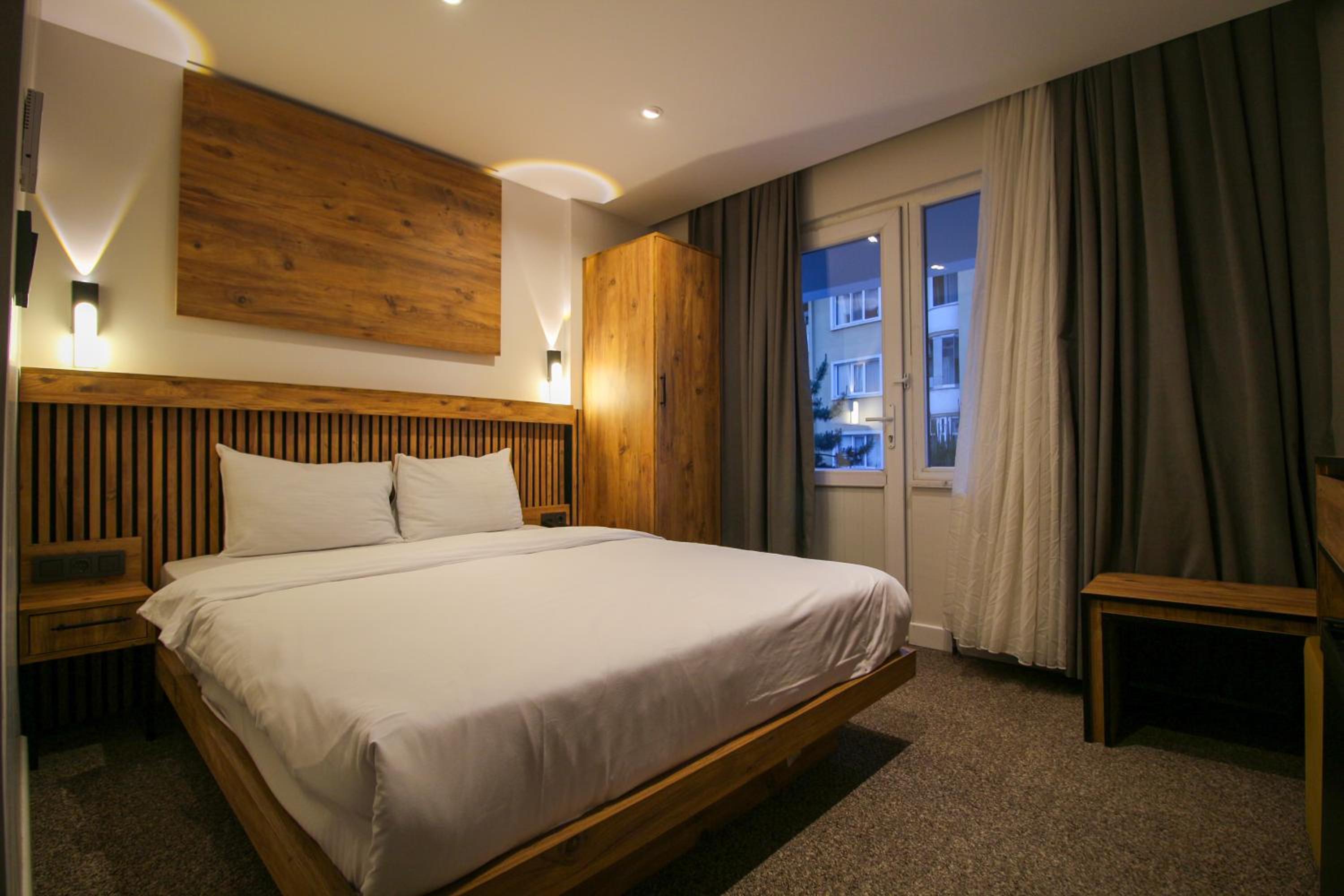 Double Room with Balcony photo 1