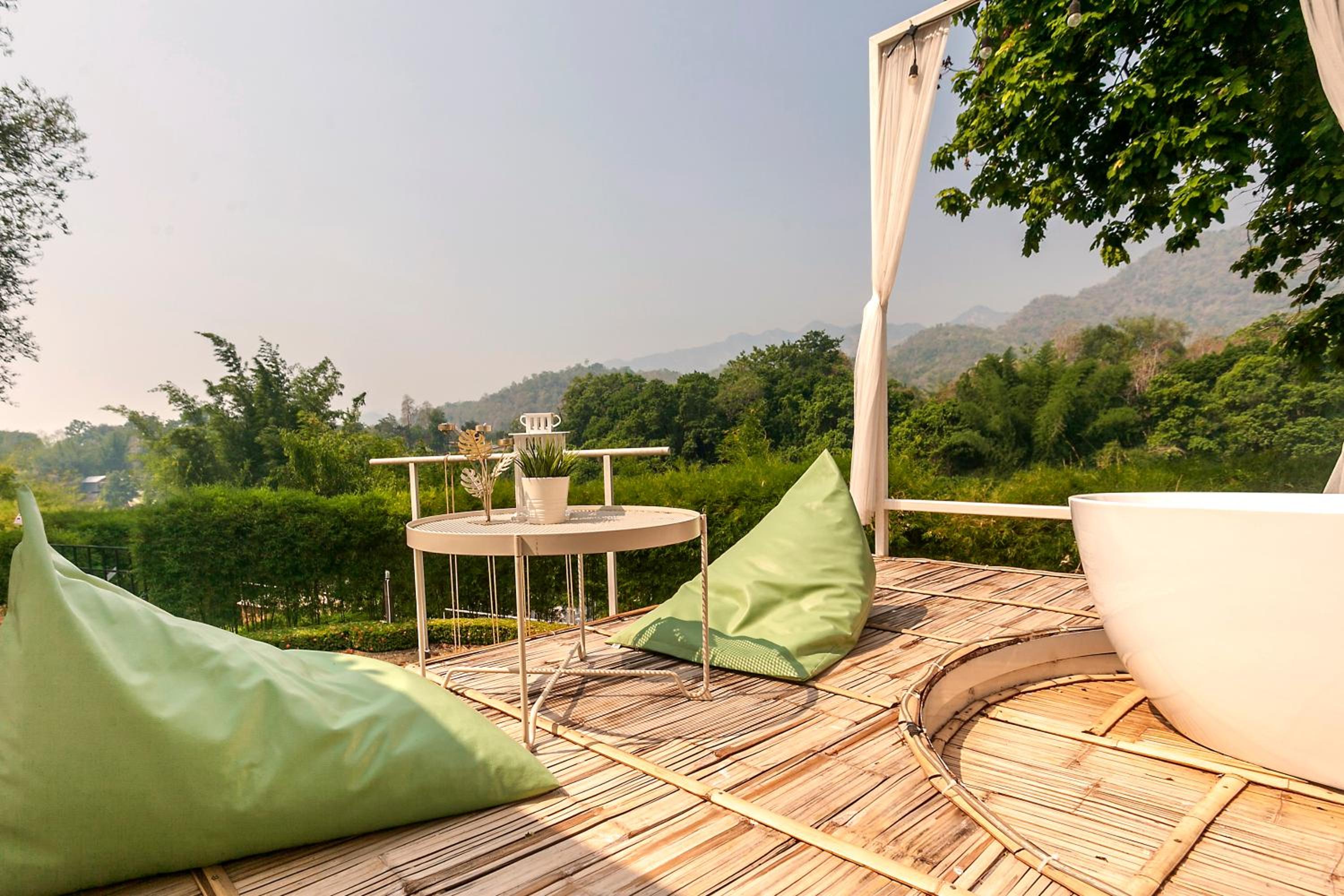 Suite with Mountain View