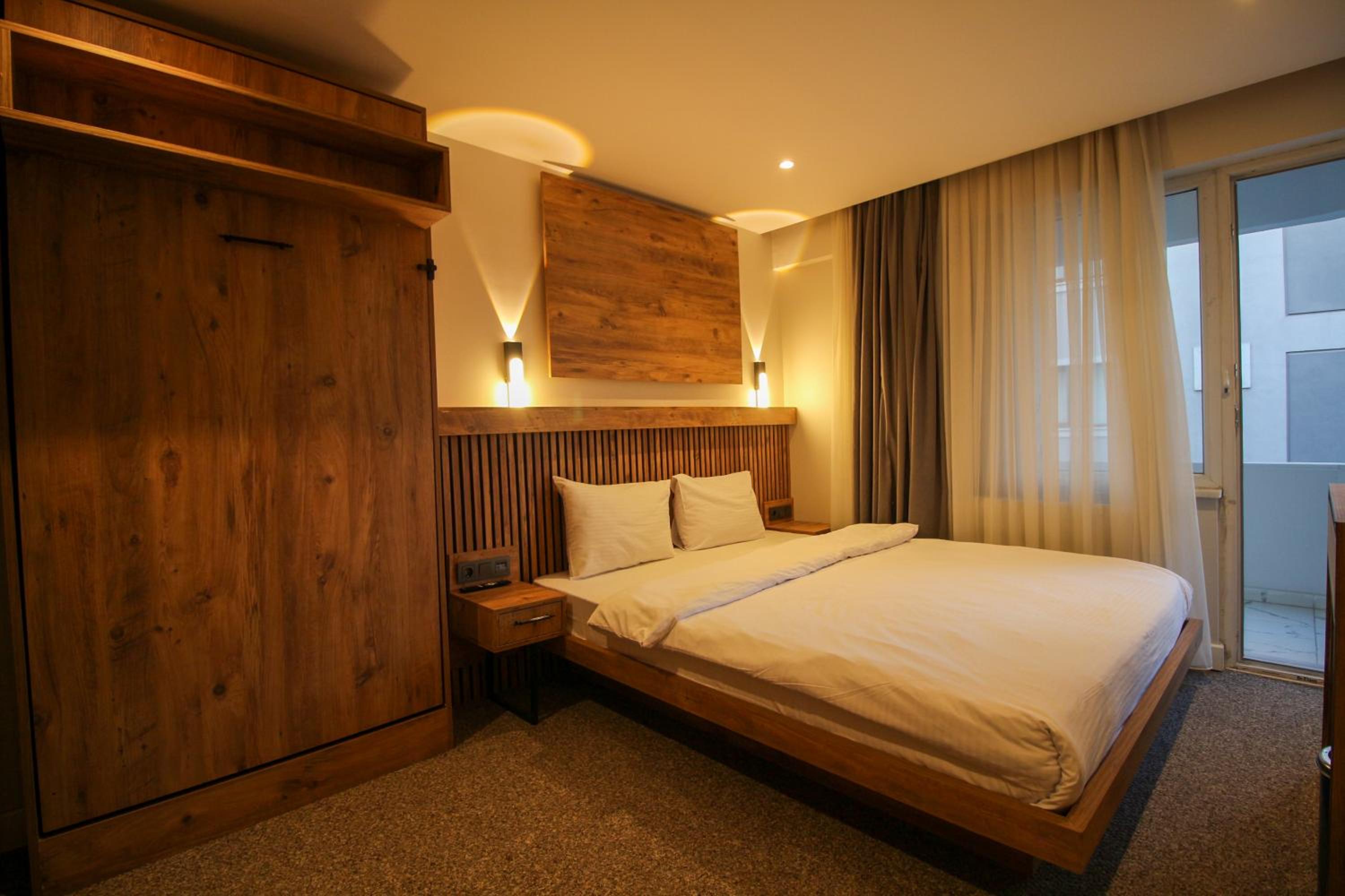 Triple Room with Balcony