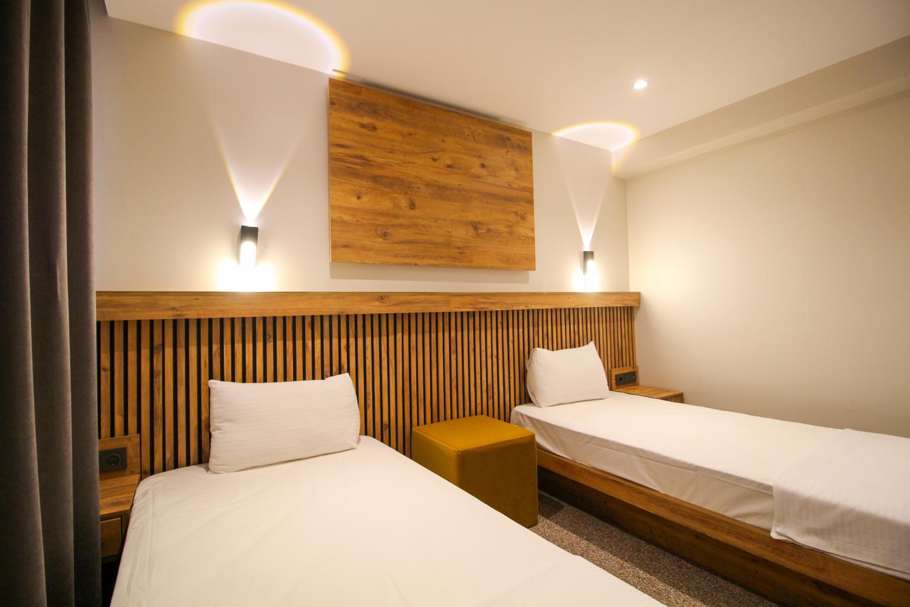Standard Twin Room photo 3