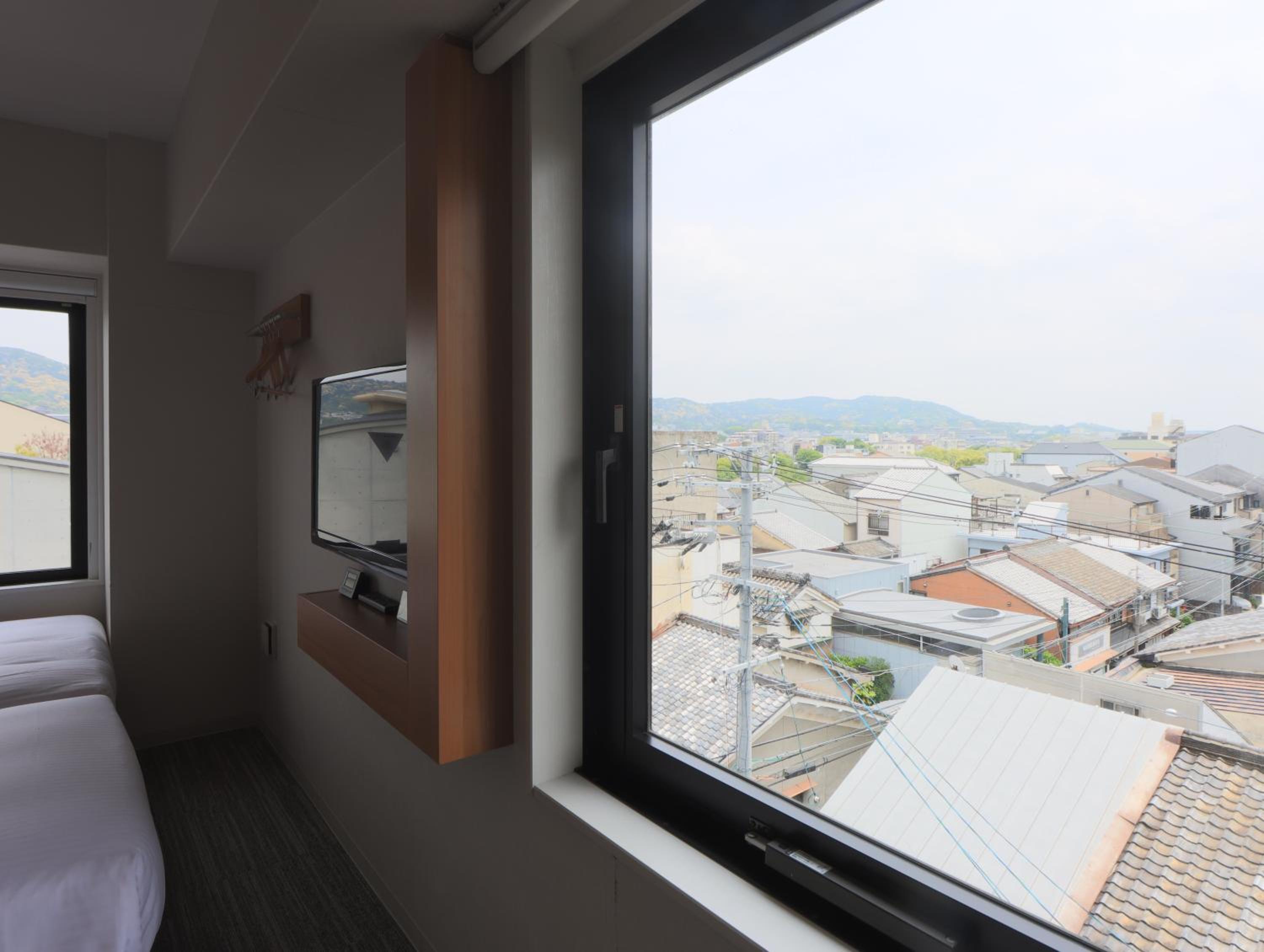 Superior Twin Room - Photo 4