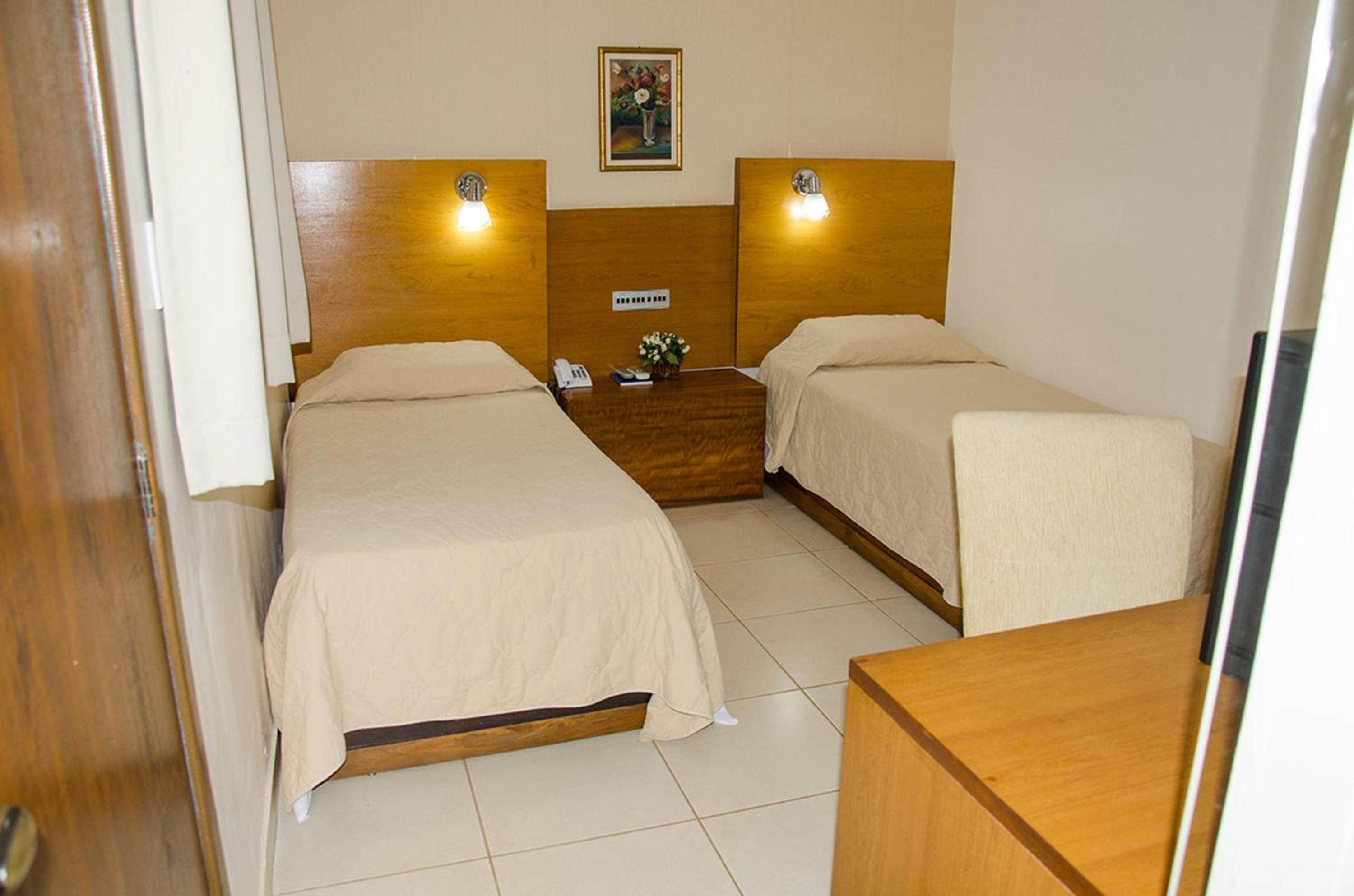 Standard Double Room photo 3