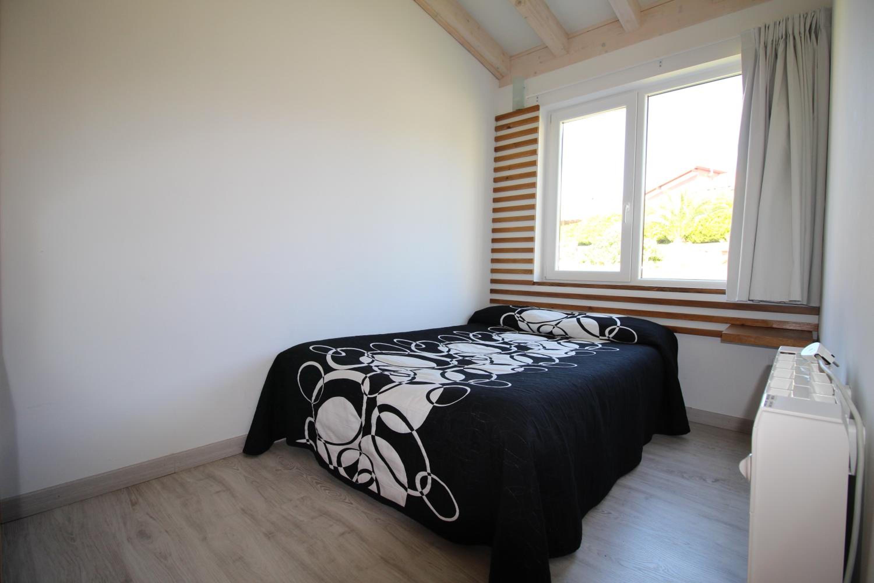 Two-Bedroom Bungalow - Photo 43