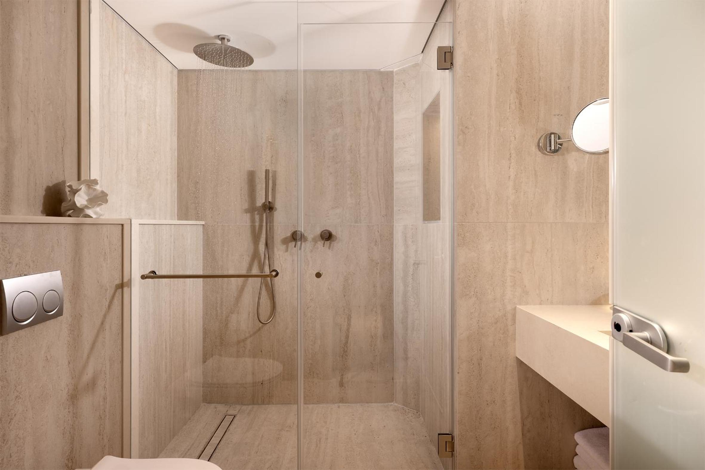 Royal Premium Suite