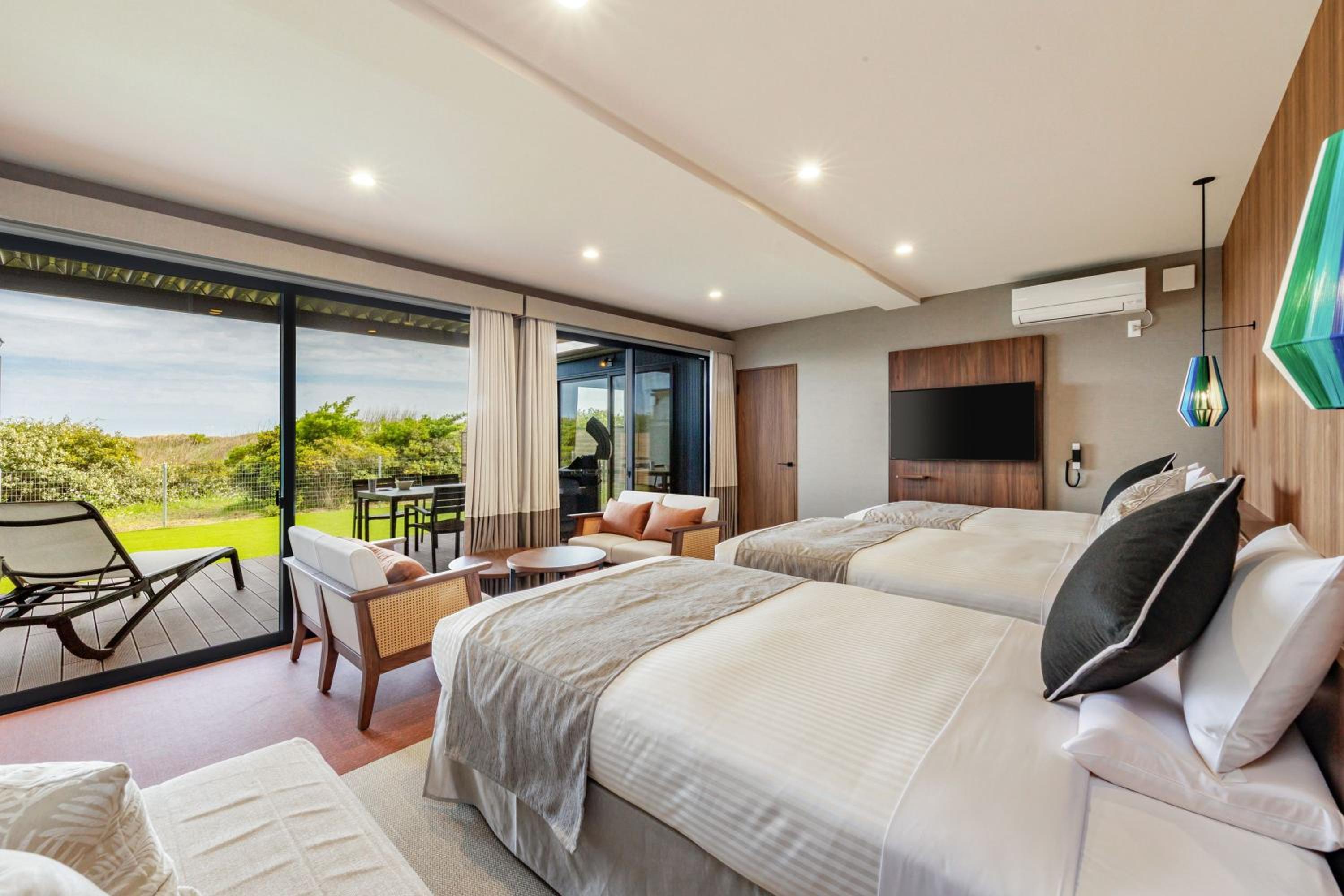 Garden Villa with private bathroom and sauna