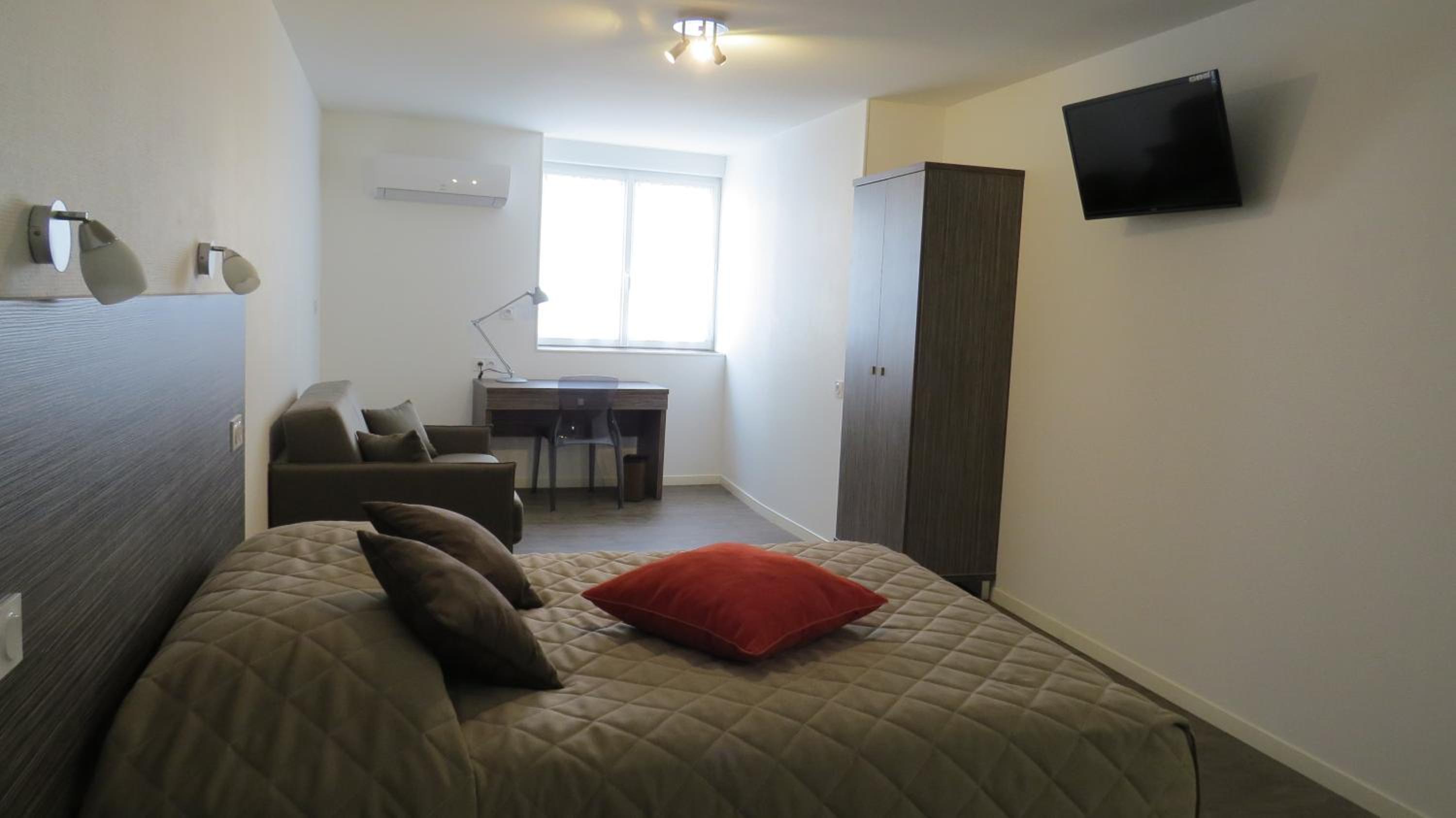 Double Room - Disability Access photo 1