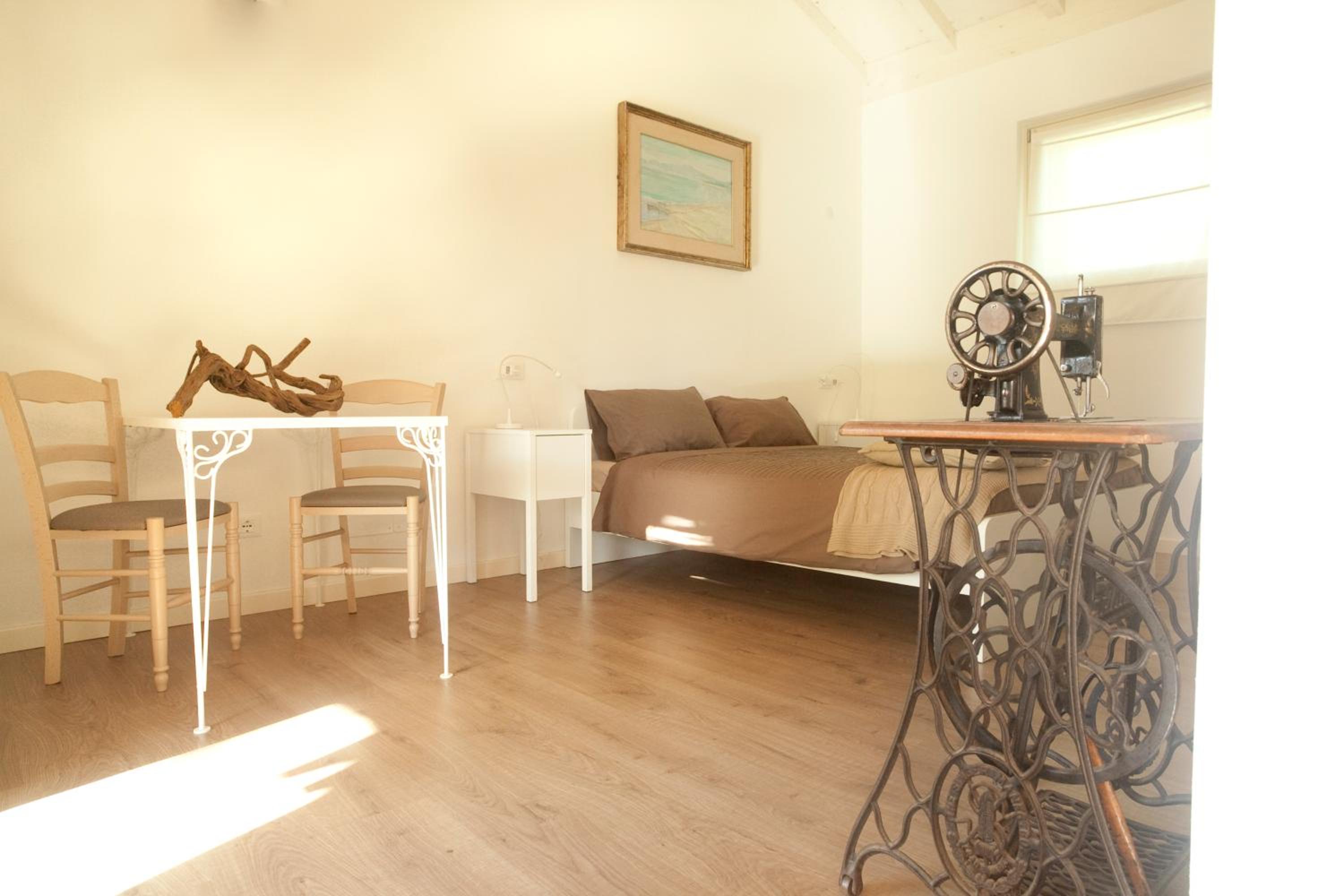Suite with Garden View - Photo 4