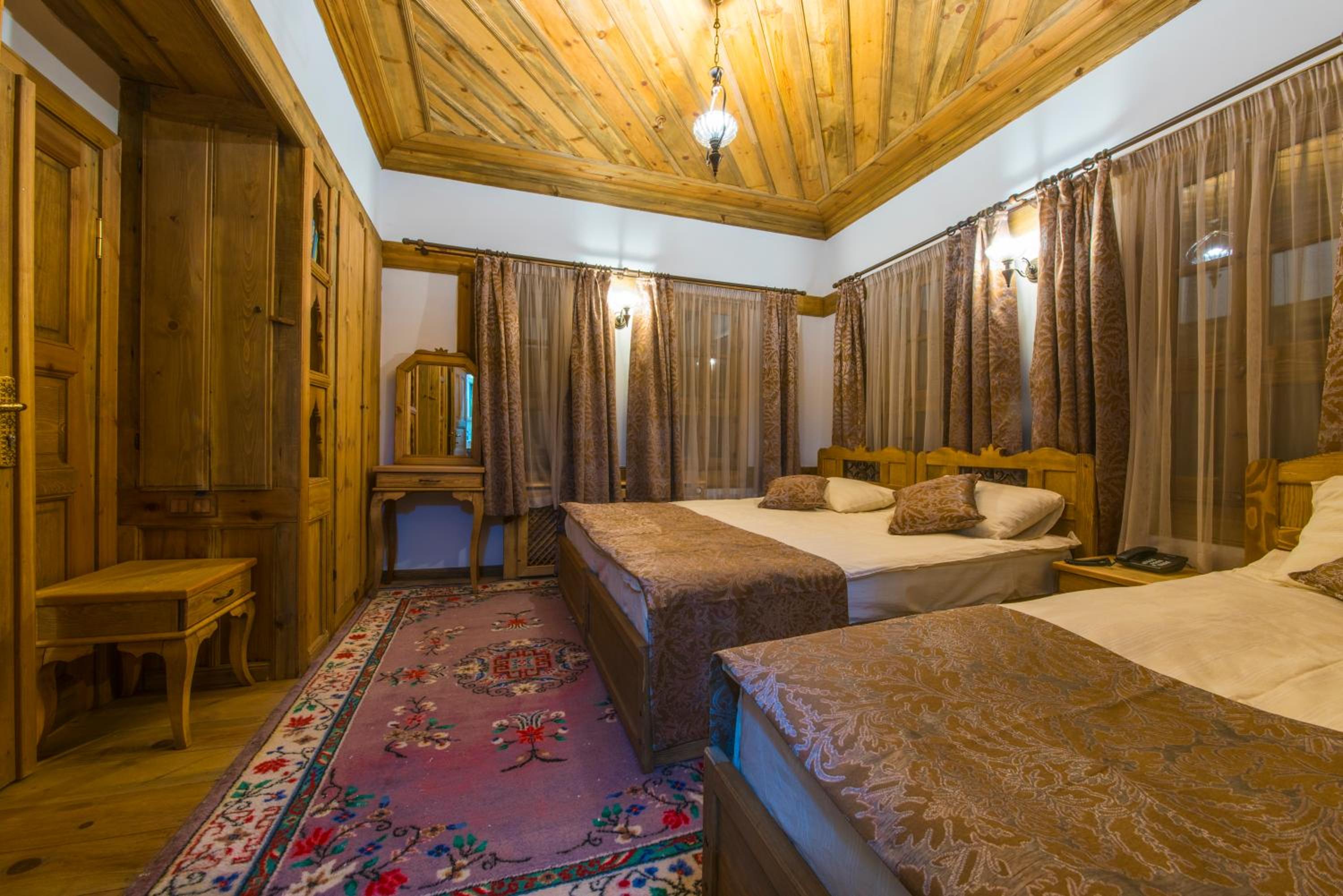 Deluxe Triple Room
