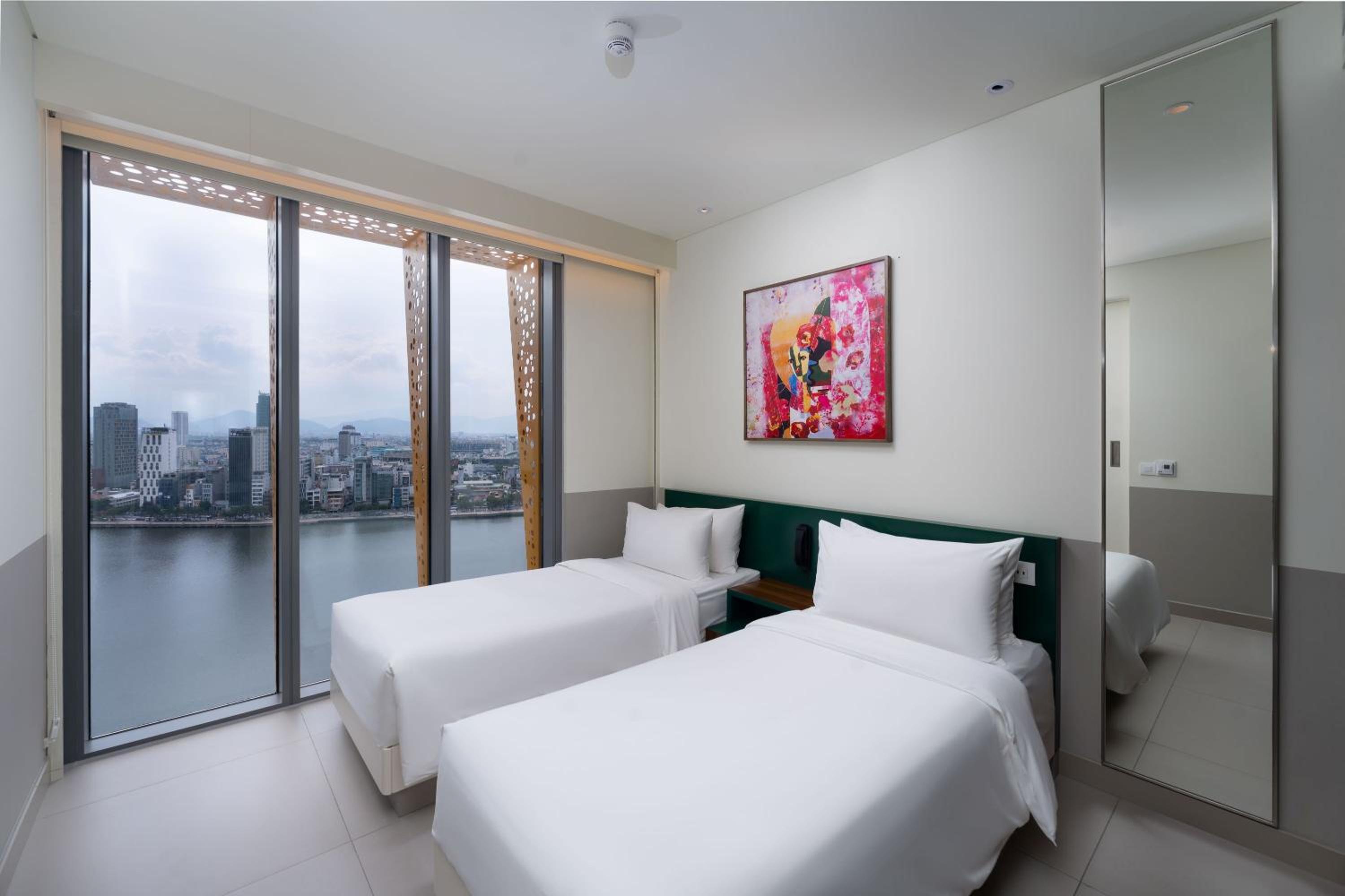 Suite with River View