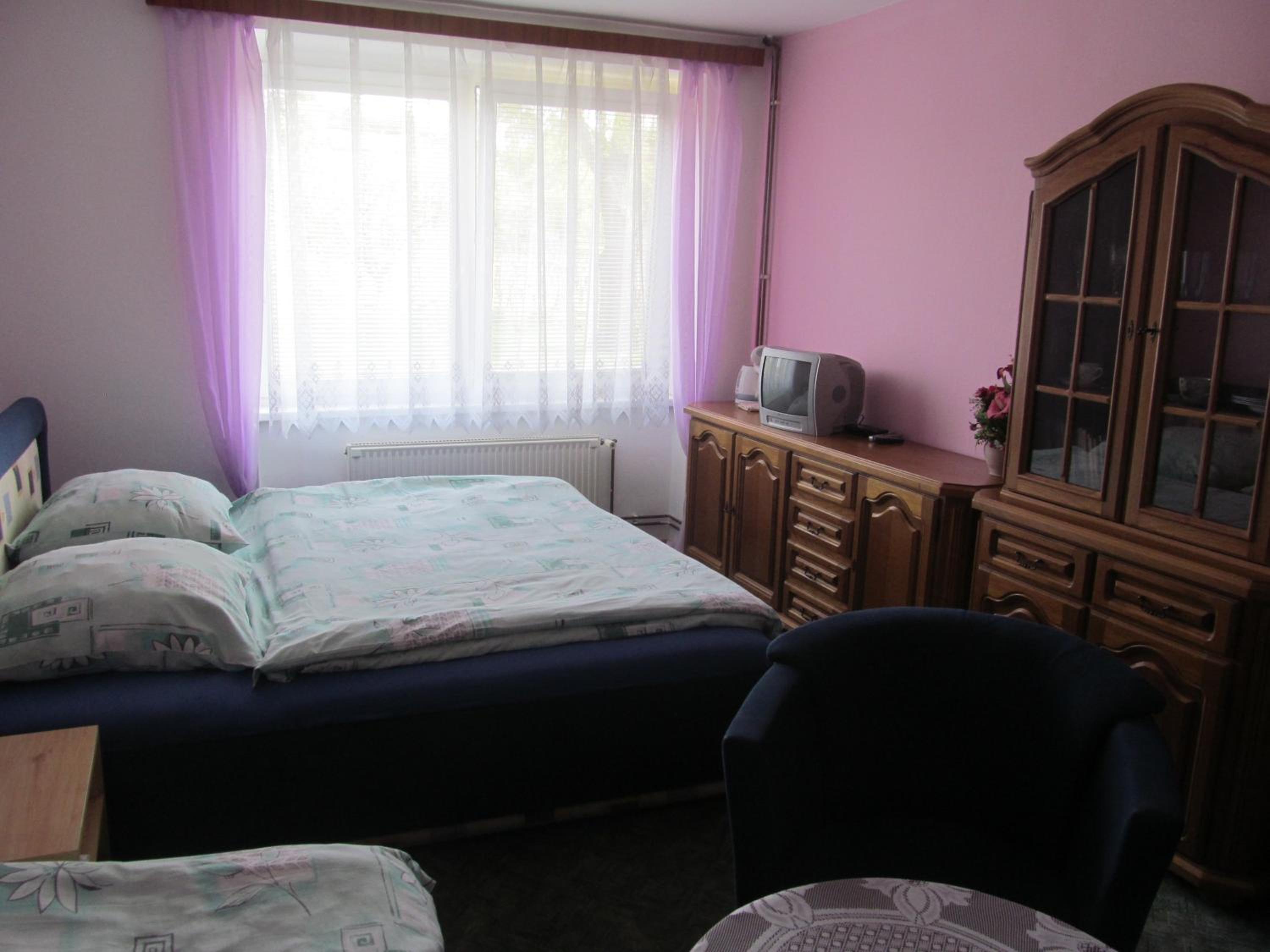 Triple Room with Shared Bathroom photo 1
