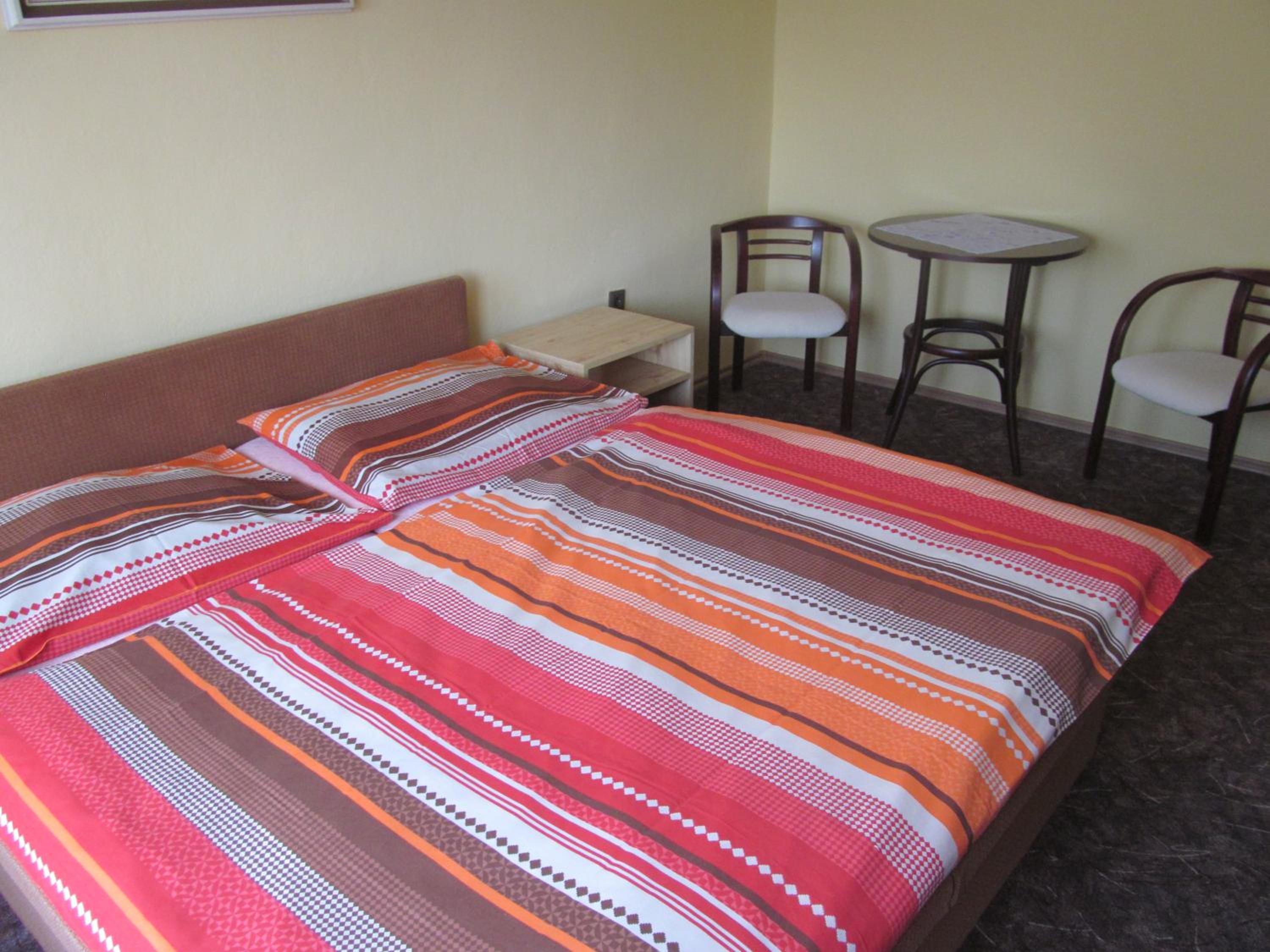 Double Room with Shared Bathroom photo 1