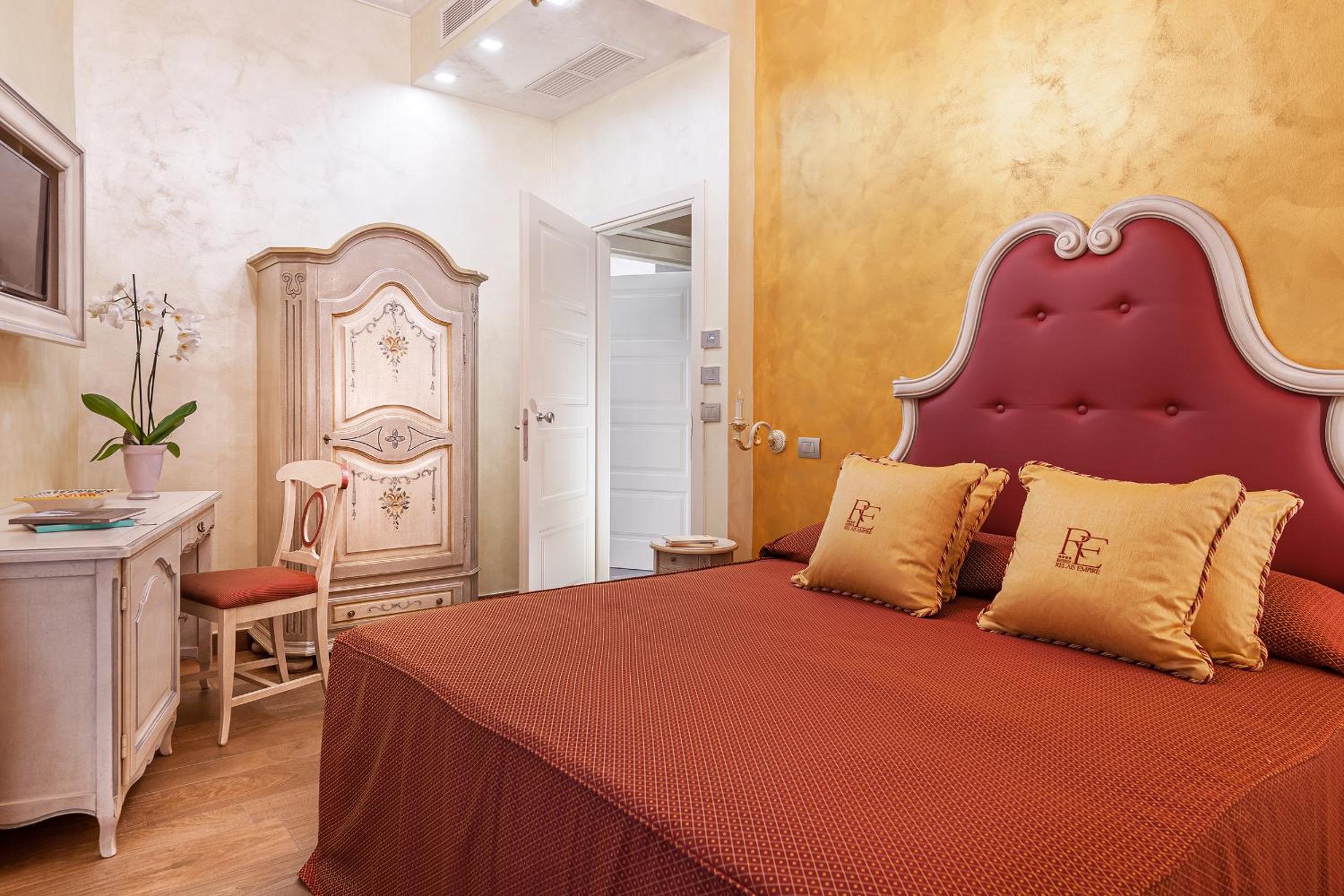 Double or Twin Room photo 2