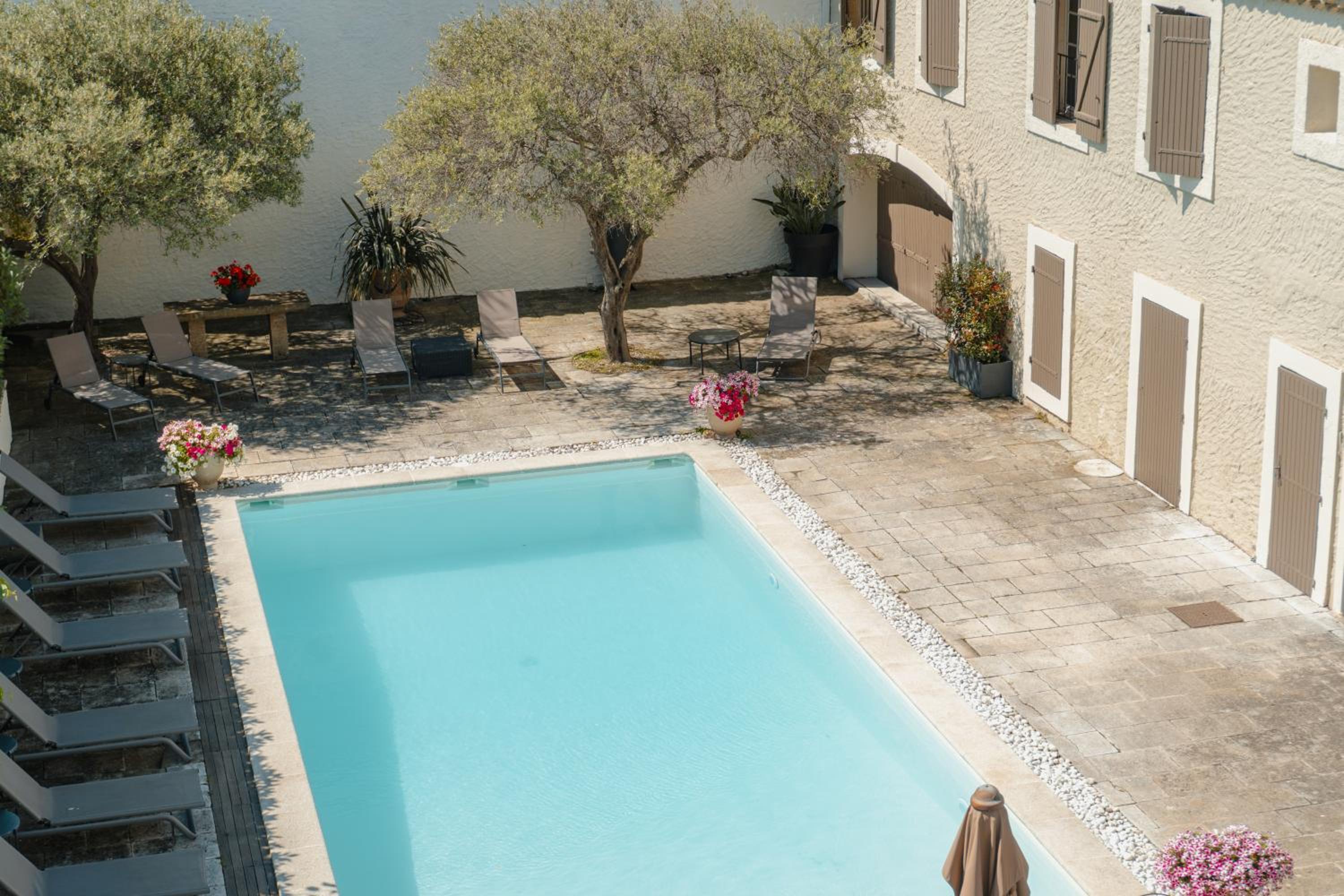 Comfort with Pool View photo 2