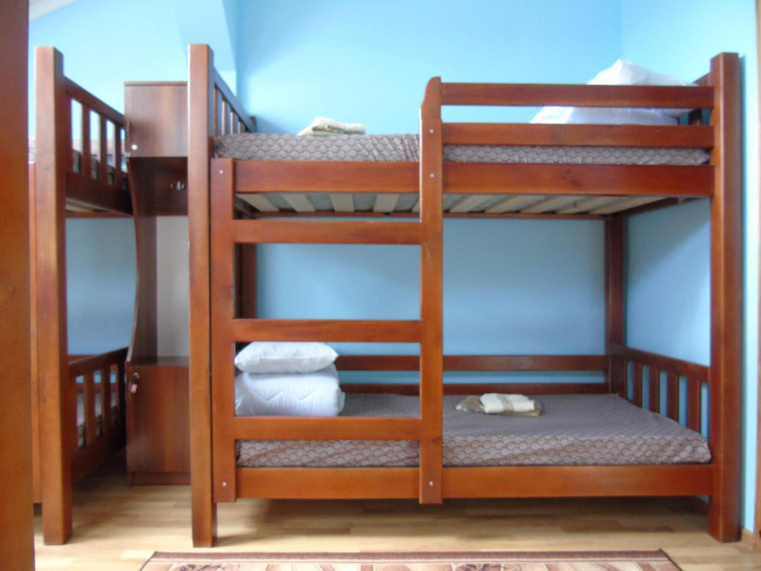 Bed in 10-Bed Mixed Dormitory Room photo 1