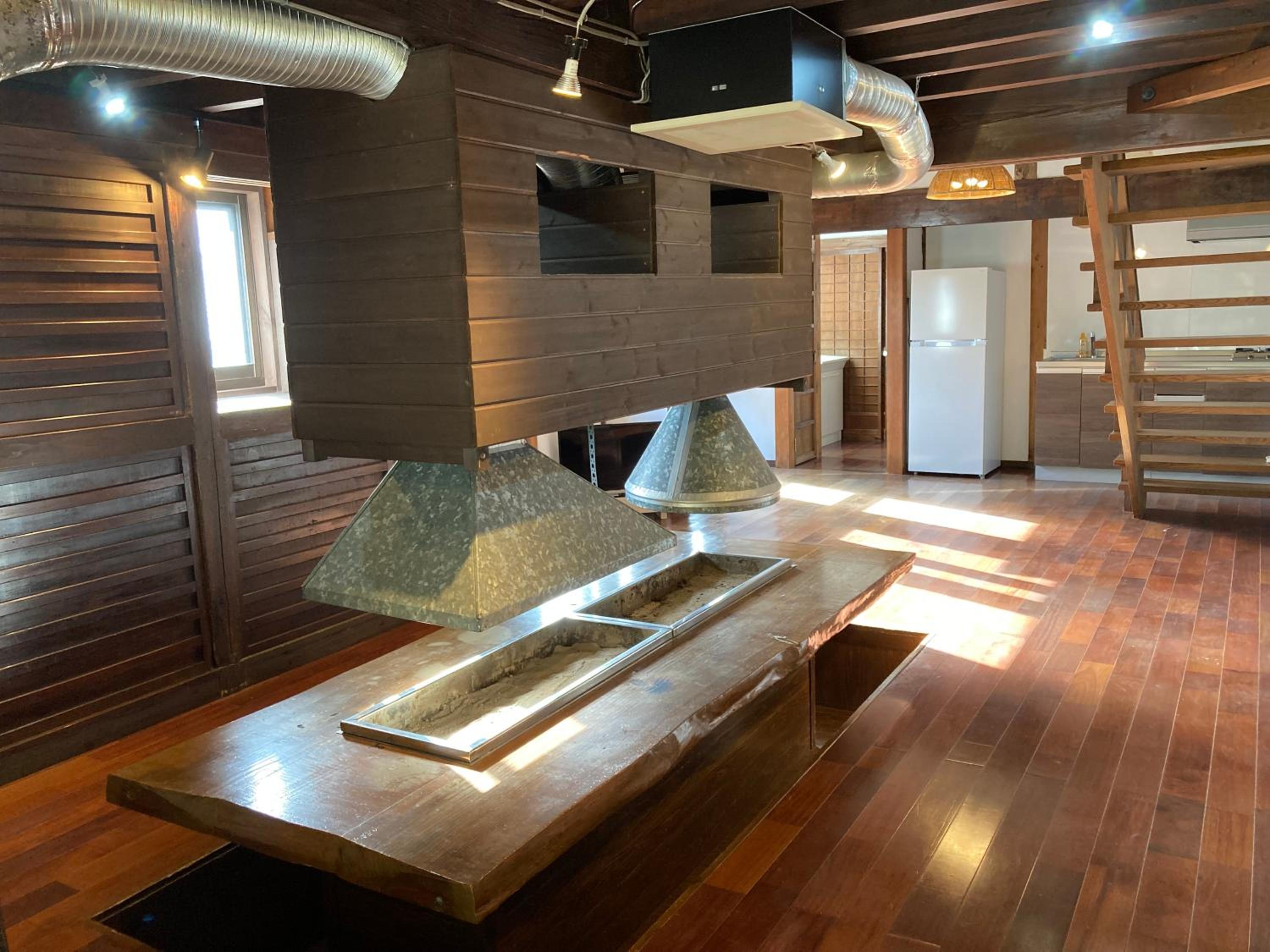 Family Room with Mountain View